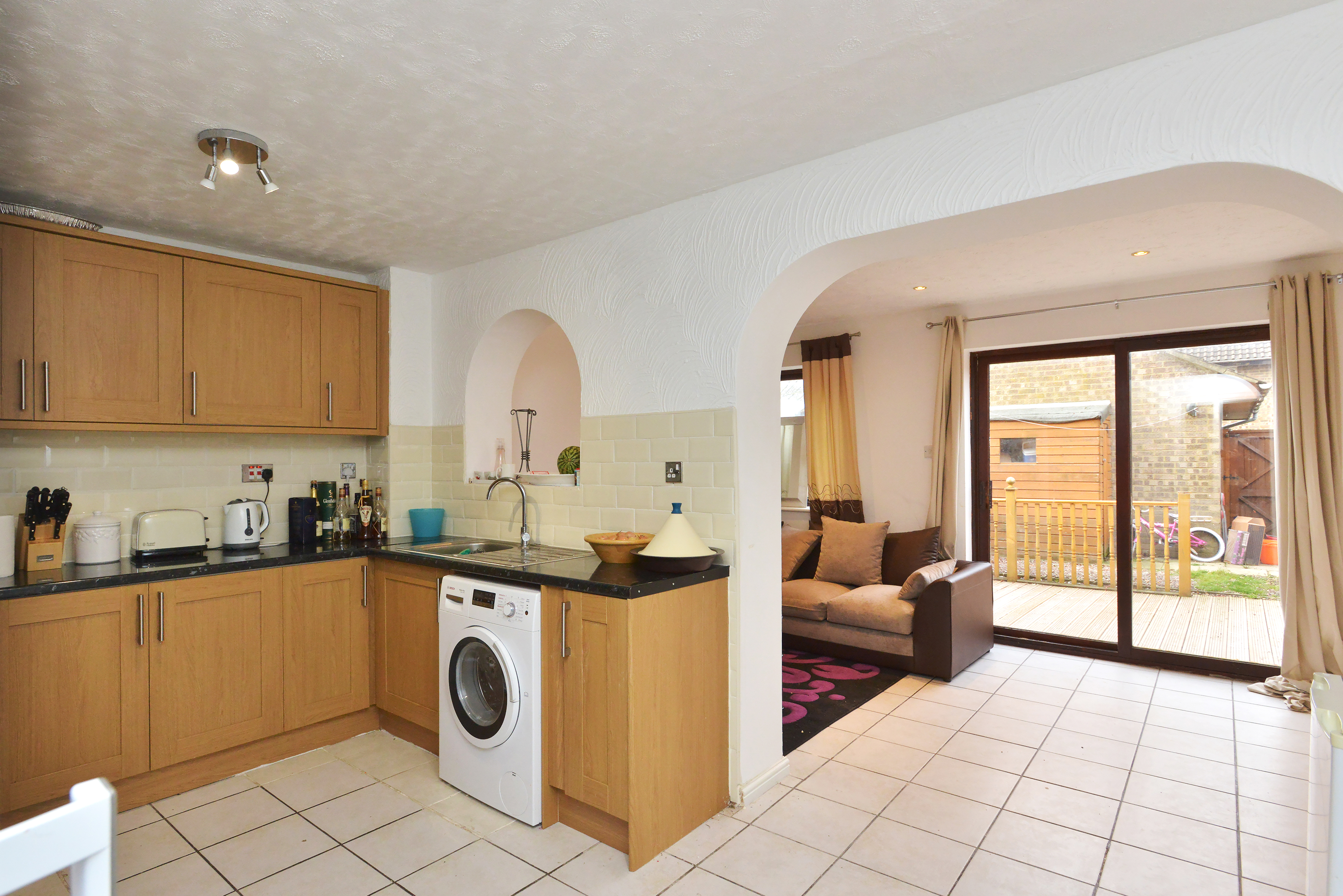 4 Bedroom Terraced House For Sale Located Mk4 1at