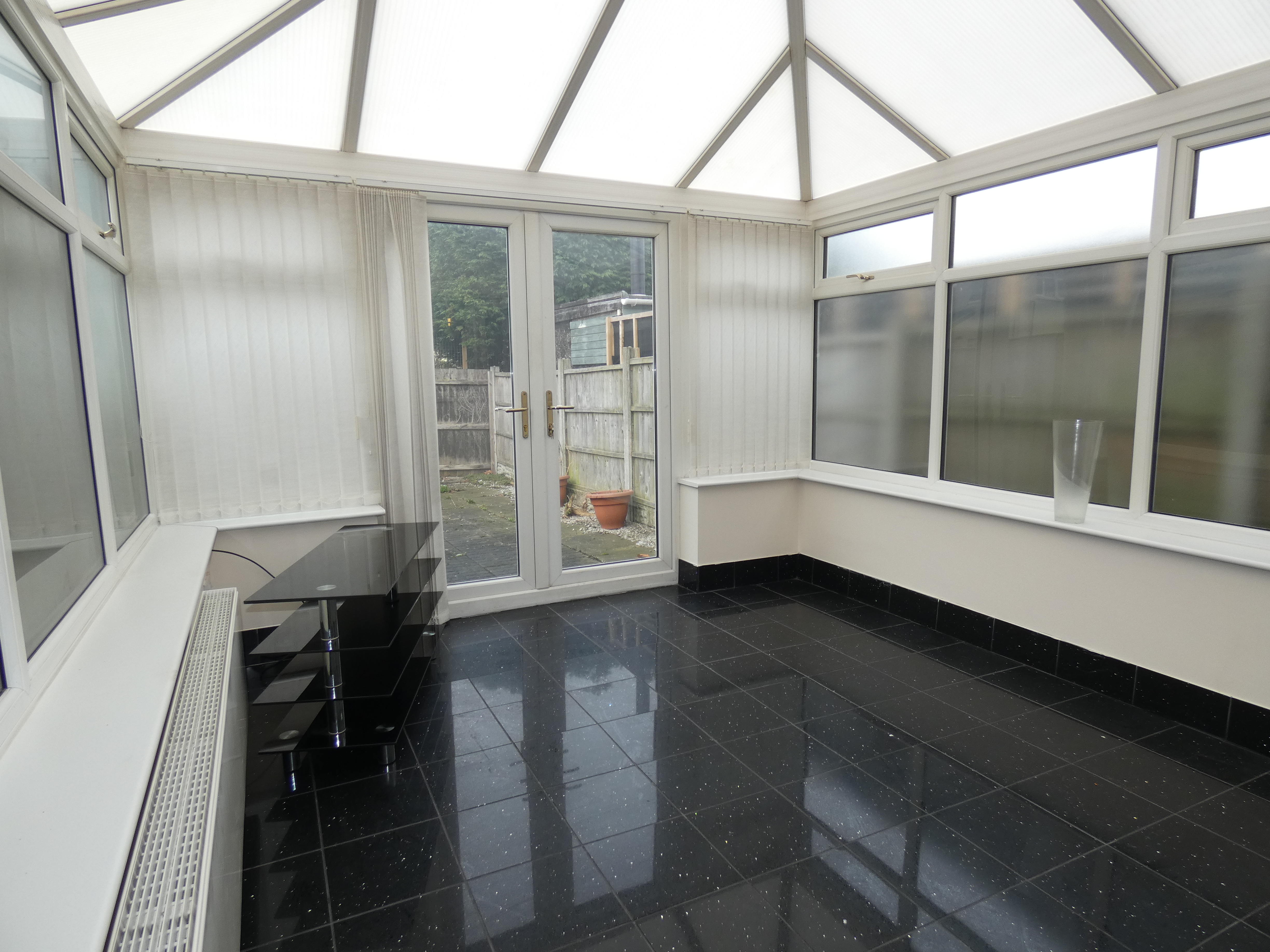 2 bedroom Terraced House Corinthian Avenue, L13 Property Search