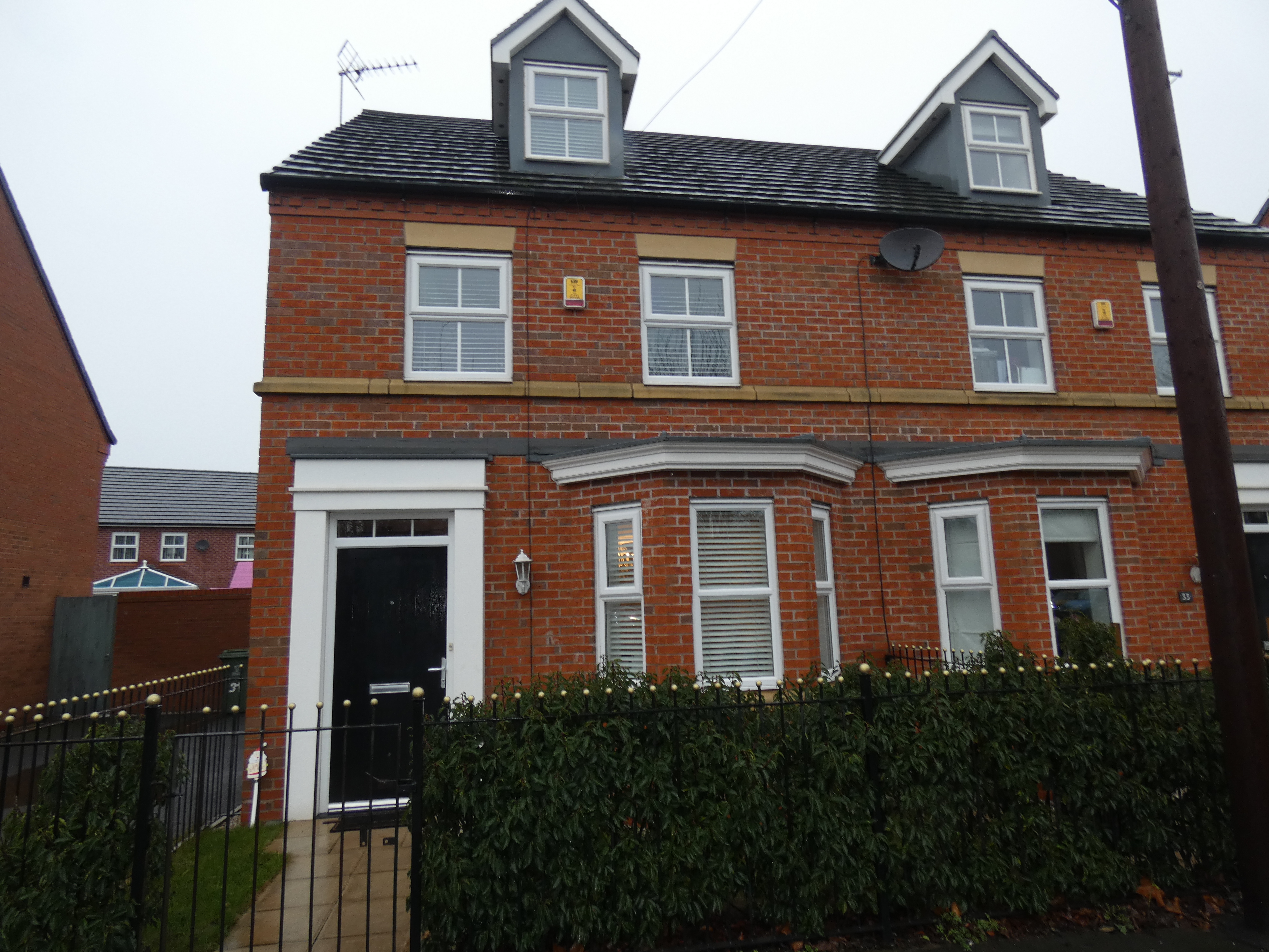 3 bedroom Townhouse Westminster Road, L4 Property Search Strike