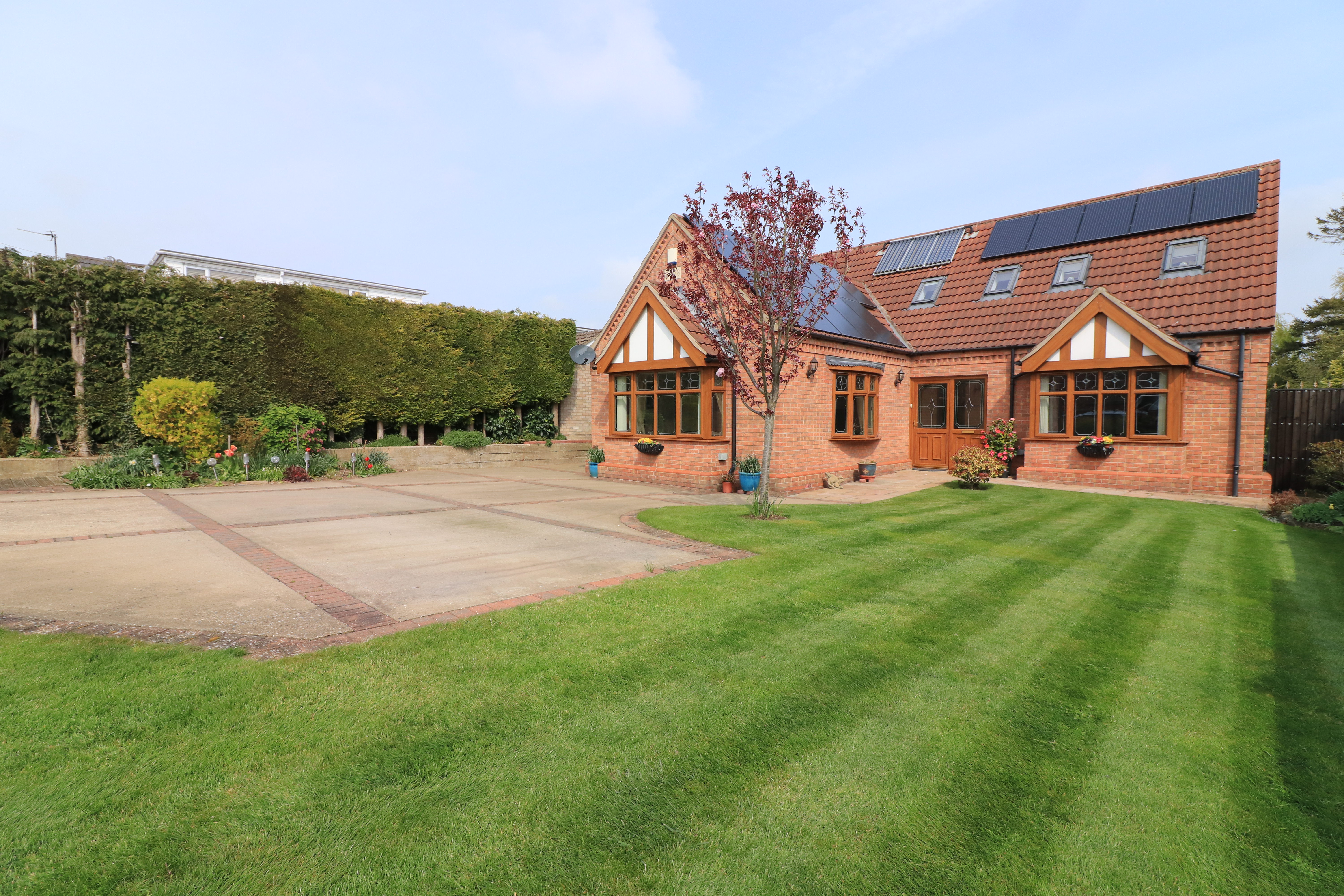 3 bedroom Detached Bungalow Lucas Court, DN41 Property Search Strike