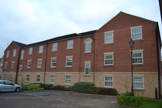 2 bedroom Flat Farnley Road, DN4 Property Search Strike