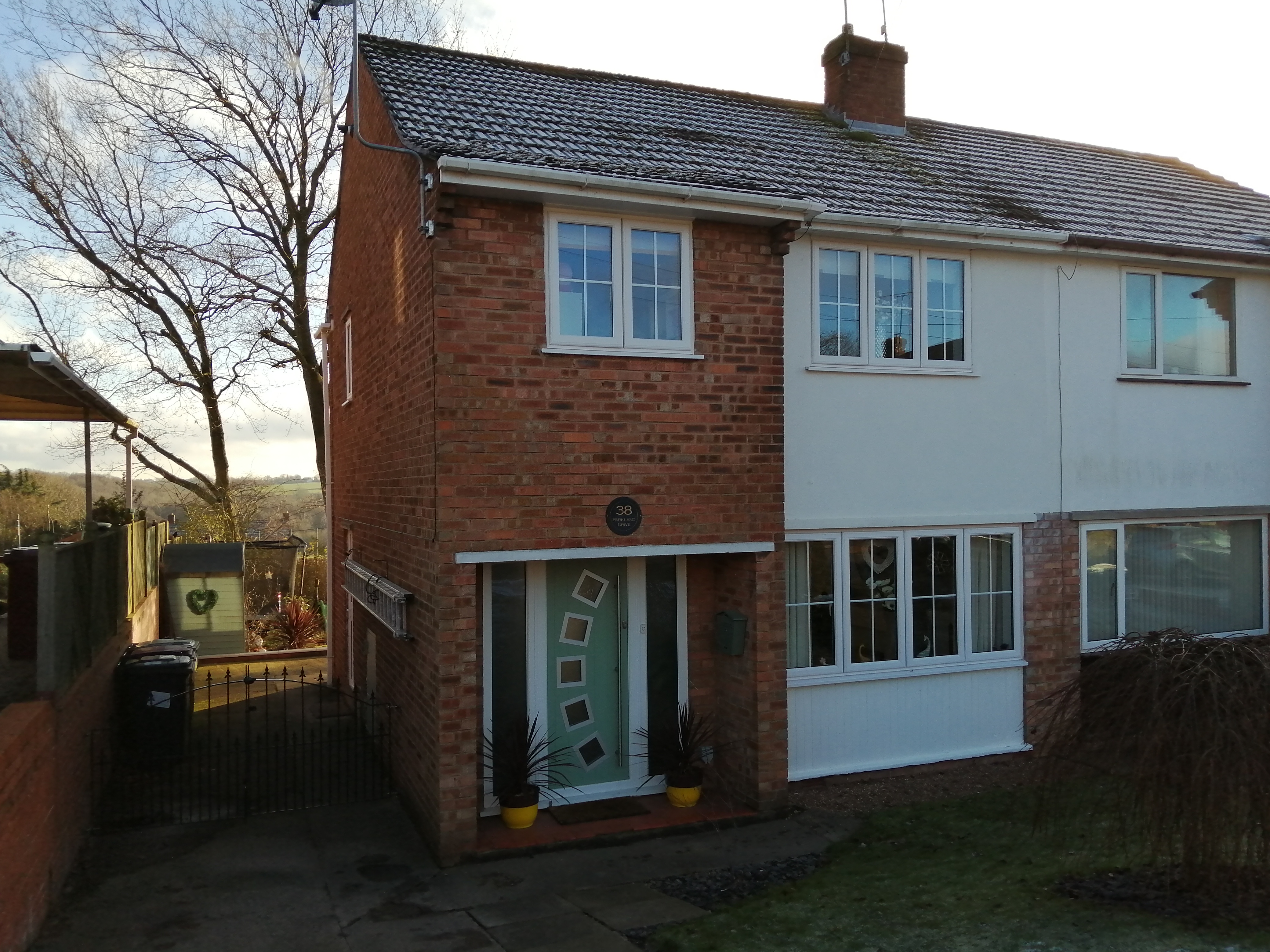 3 bedroom Semidetached House Parkland Drive, Wingerworth, S42