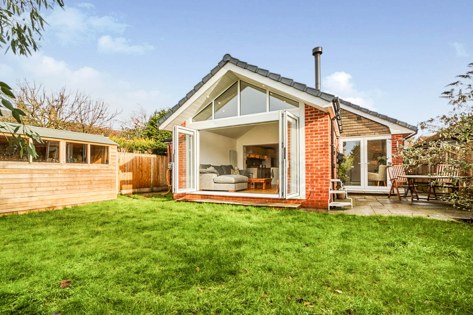 4 bedroom Detached House Summers Way, WA16 Property Search Strike