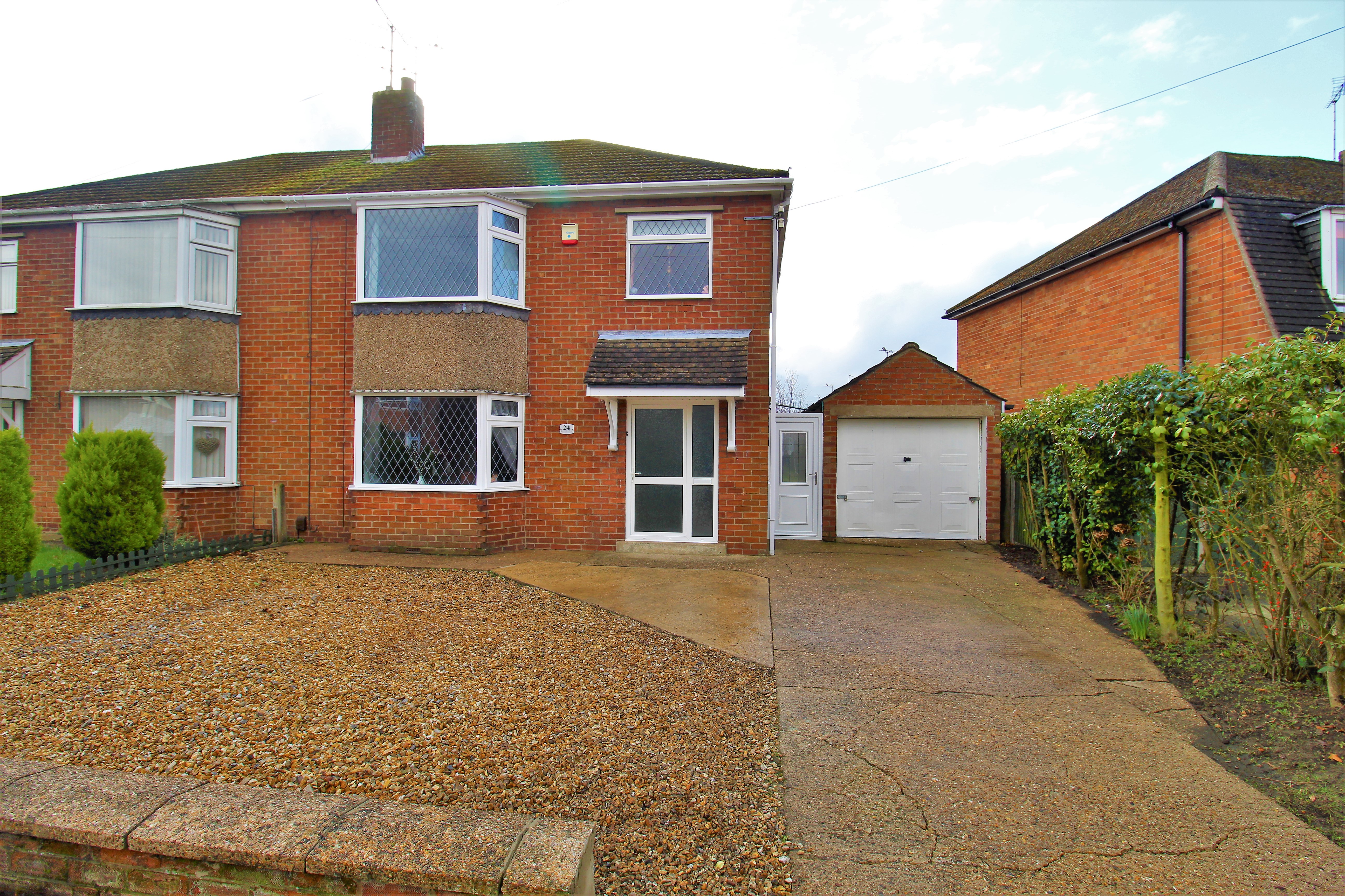 3 bedroom Semidetached House Baildon Crescent, LN6 Property Search