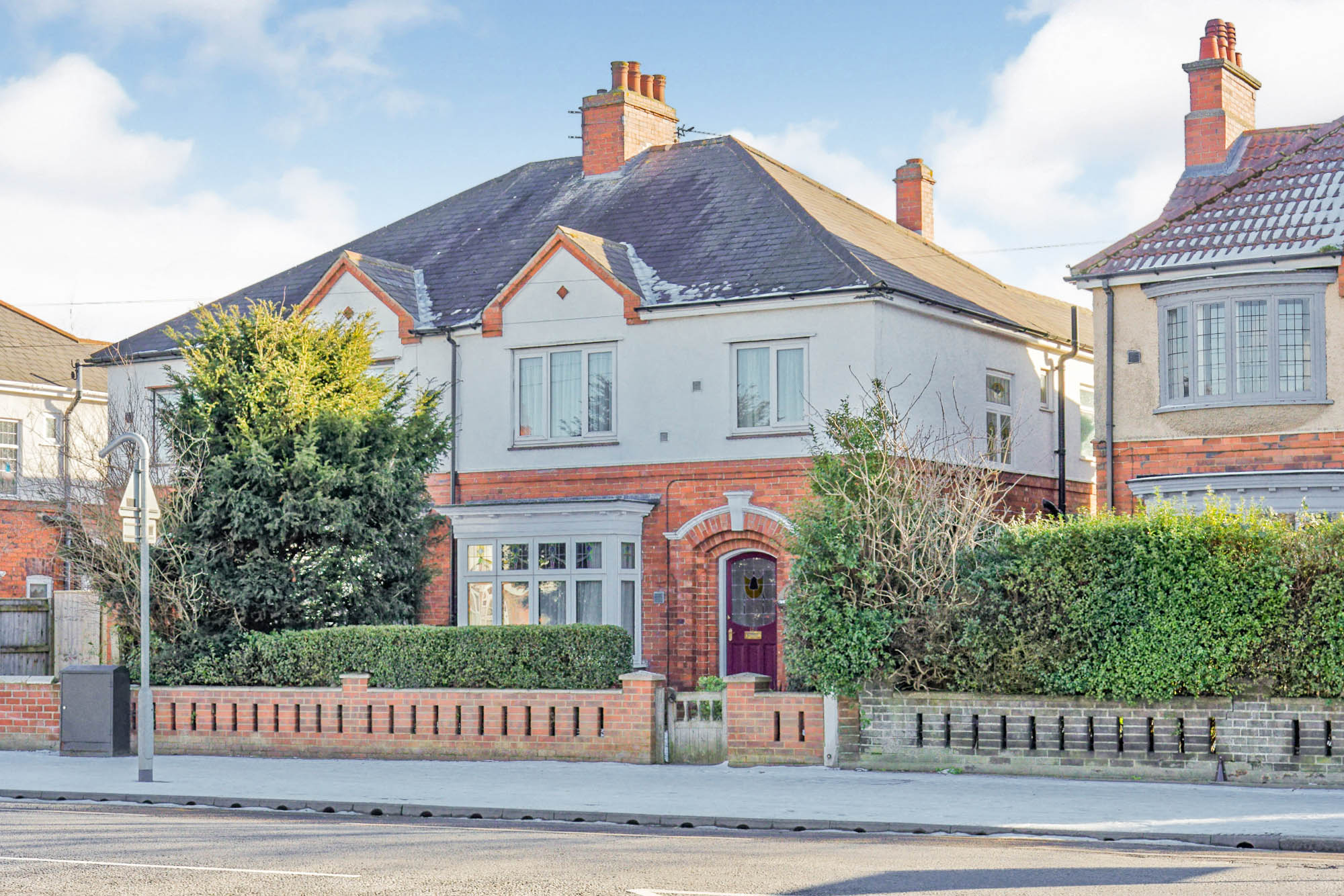 4 bedroom Semidetached House Weelsby Road, DN32 Property Search