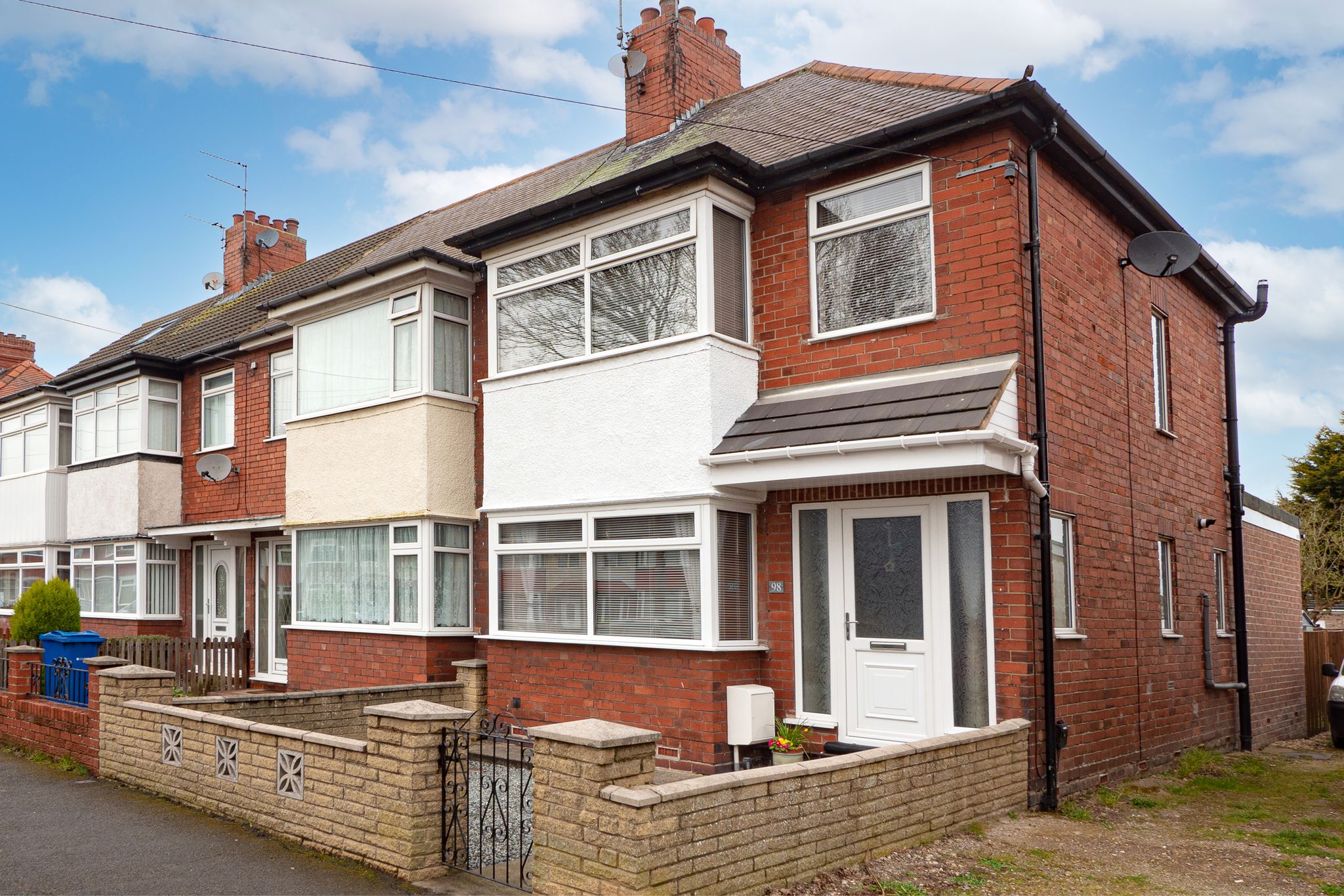 3 bedroom Terraced House Faversham Avenue, HU4 Property Search Strike
