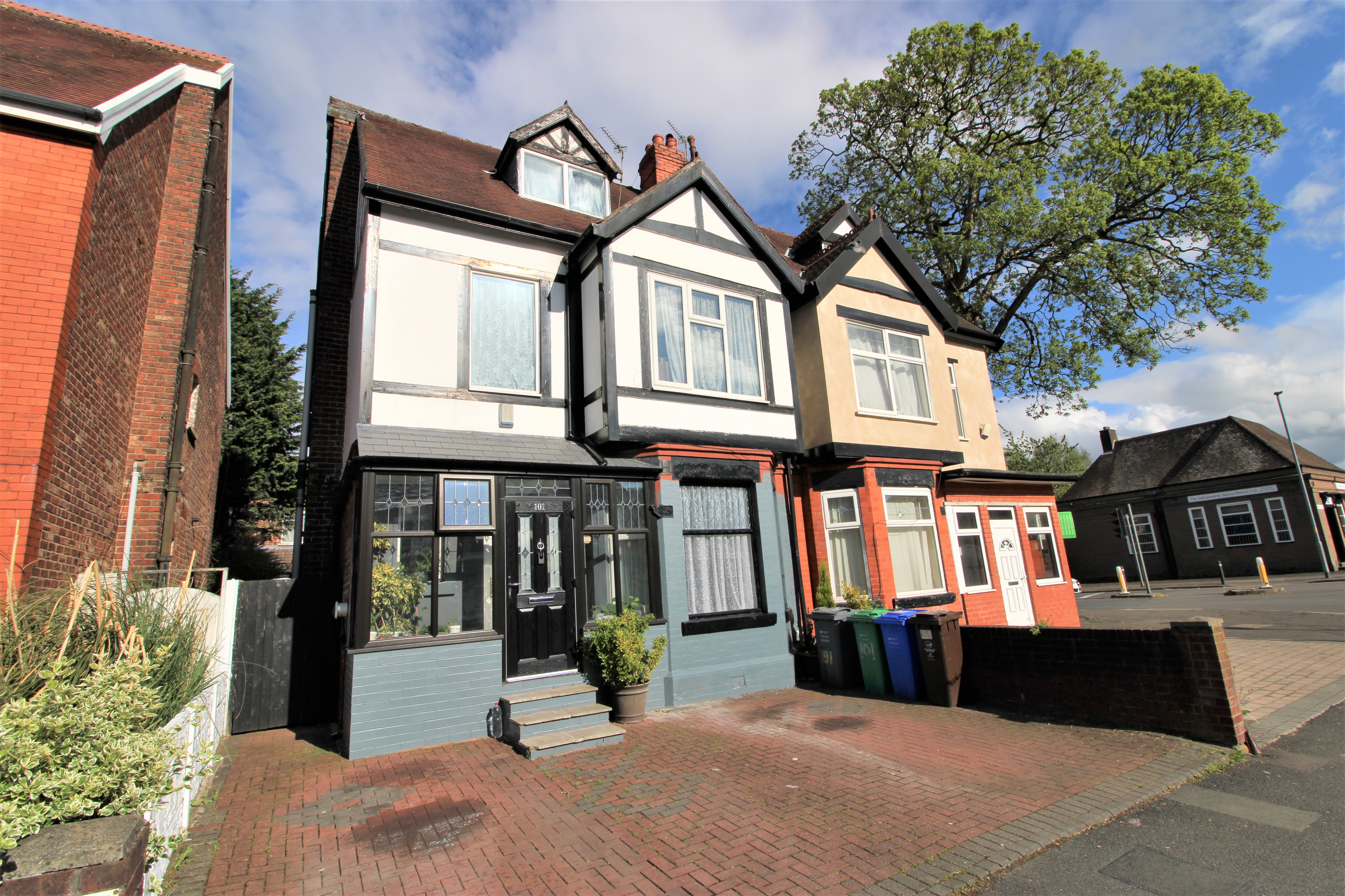 5 bedroom Semidetached House Burnage Lane, M19 Property Search