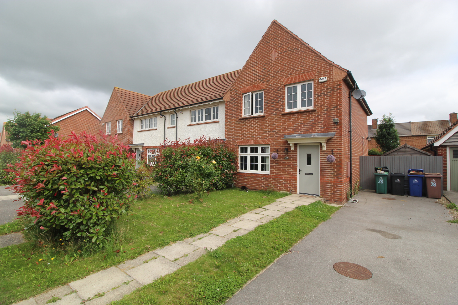 3 bedroom Semidetached House Sheldon Road, DN33 Property Search