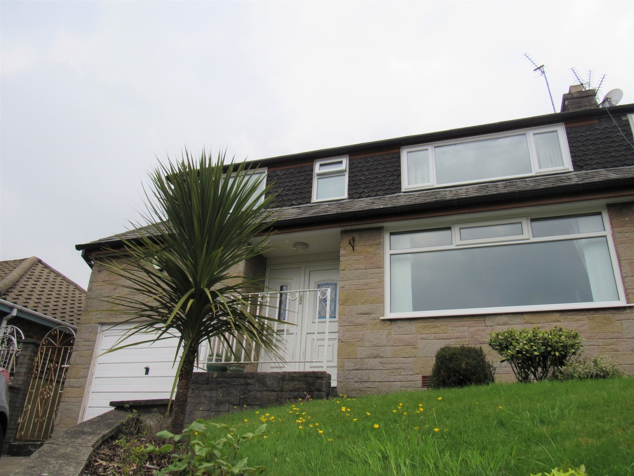 3 bedroom Semidetached House Chadderton Park Road, OL9 Property