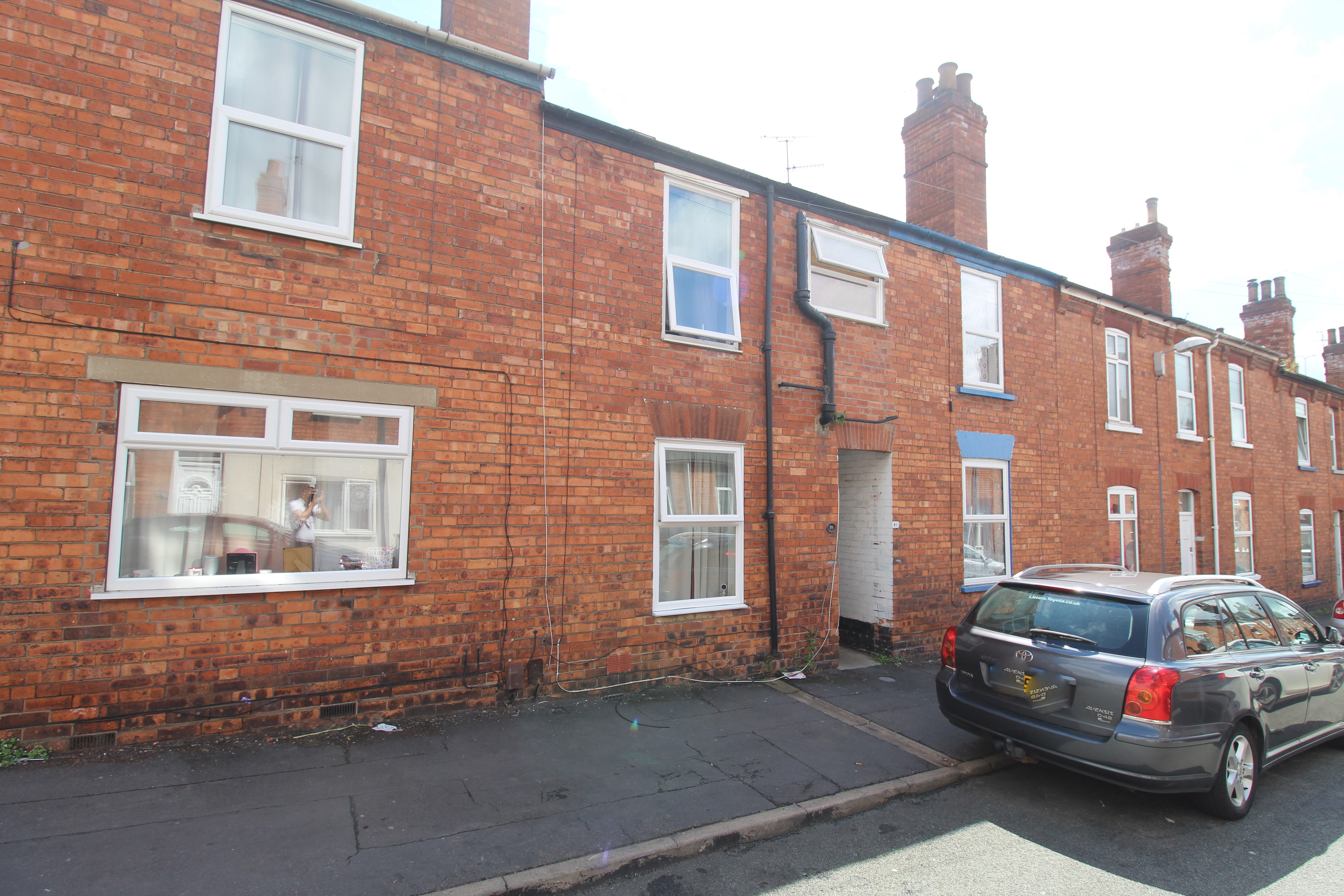 3 bedroom Terraced House Florence Street, LN2 Property Search Strike