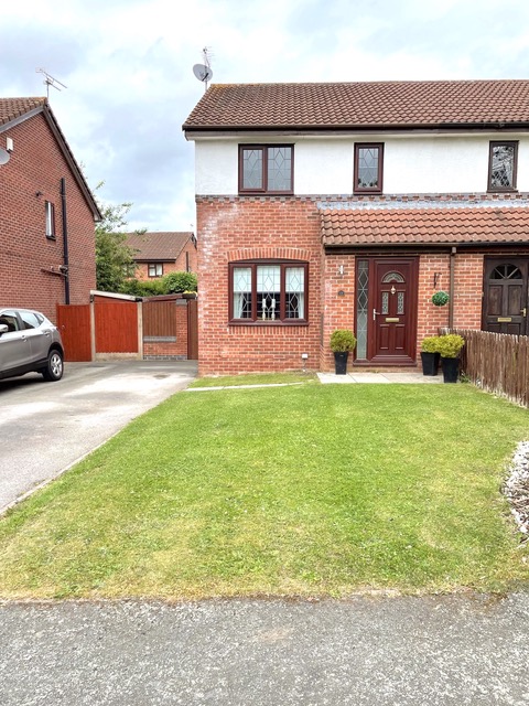 3 bedroom Semidetached House Pipers Ash, CW7 Property Search Strike