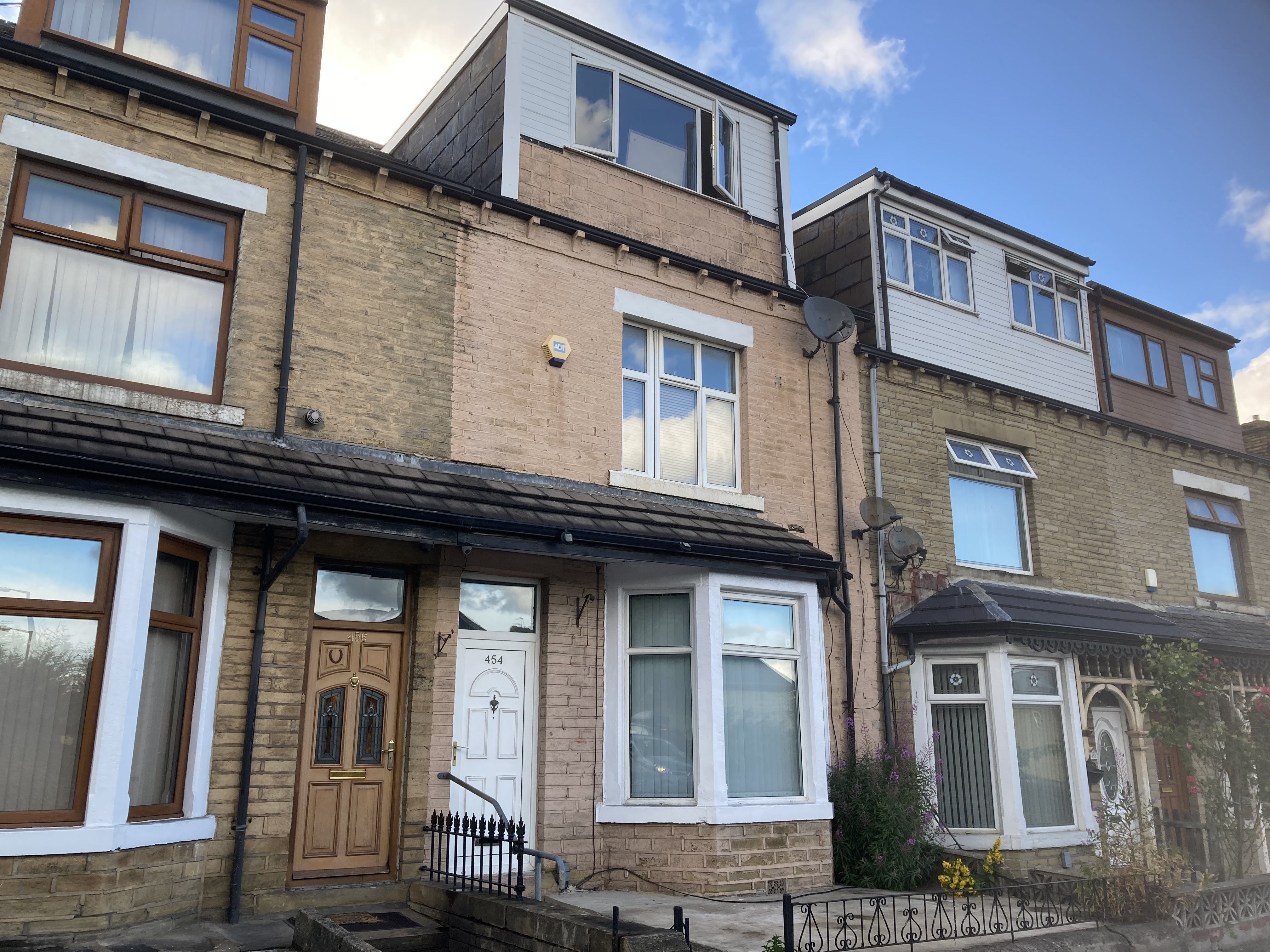 4 bedroom Terraced House Great Horton Road, BD7 Property Search