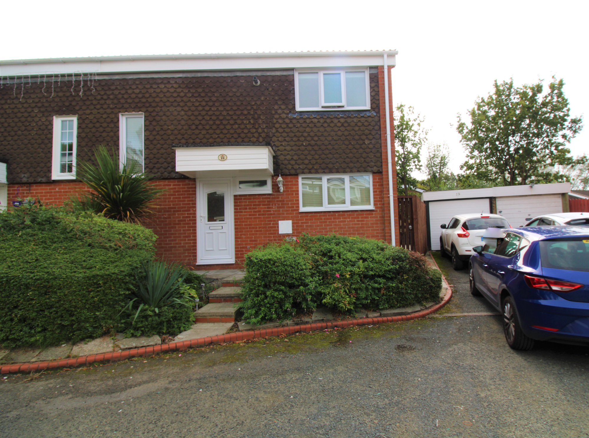 3 bedroom Semidetached House Leeswood, WN8 Property Search Strike