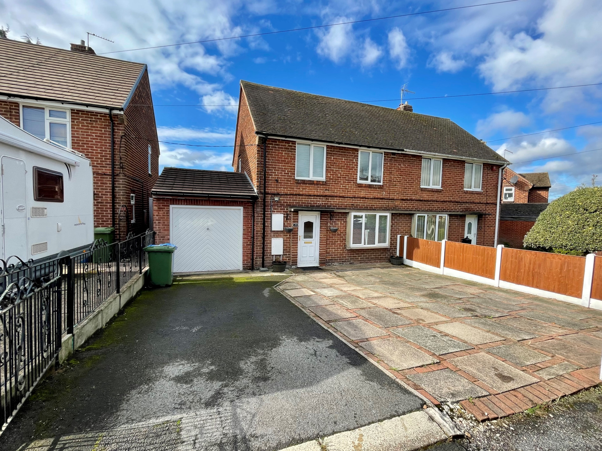 2 bedroom Semidetached House Southbreck Rise, Manton, S80 Property