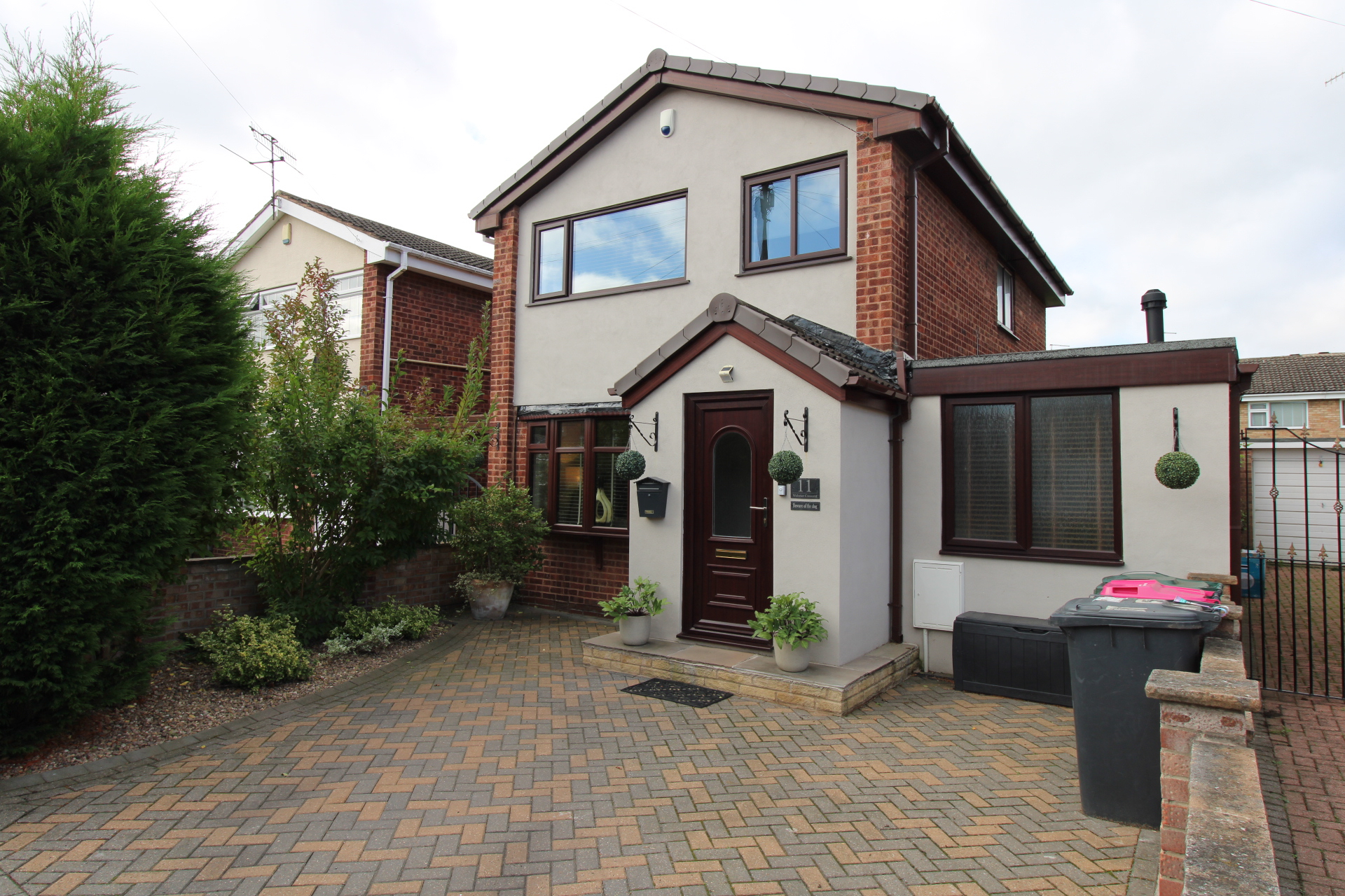 4 bedroom Detached House ster Crescent, Kimberworth, S61