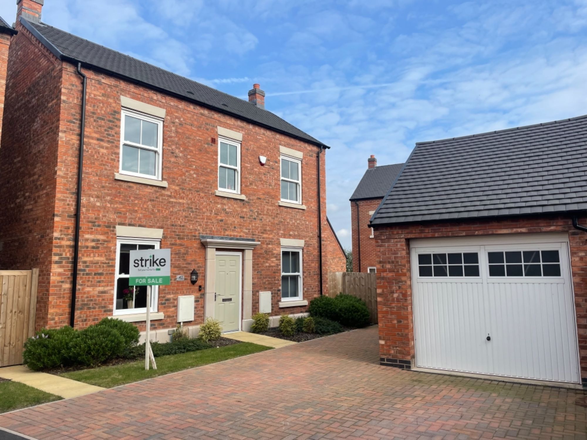 3 bedroom Detached House Primrose Drive, DE13 Property Search Strike