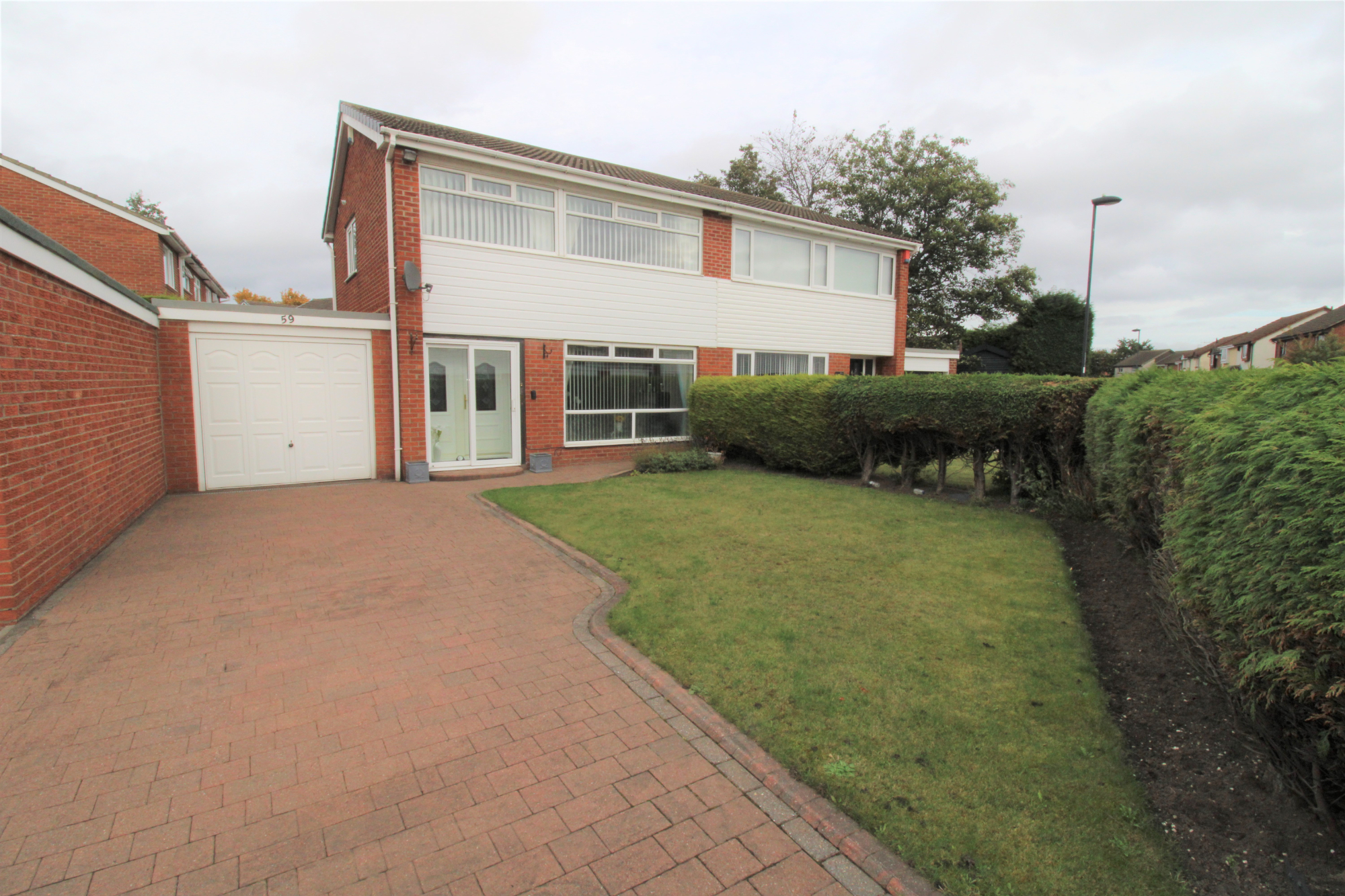 3 bedroom Semidetached House Agricola Gardens, NE28 Property