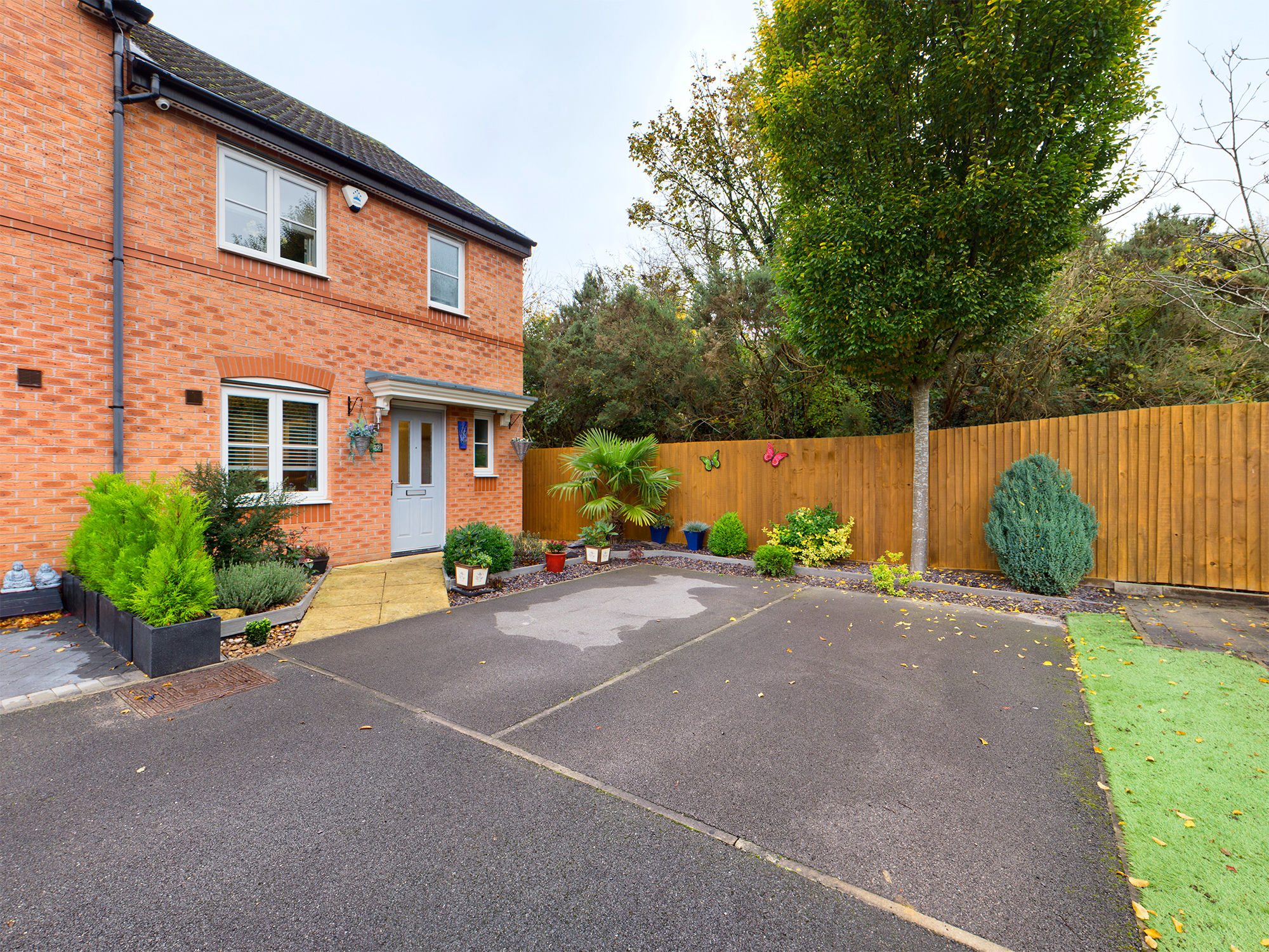 3 bedroom Semidetached House Hesketh Way, CH62 Property Search