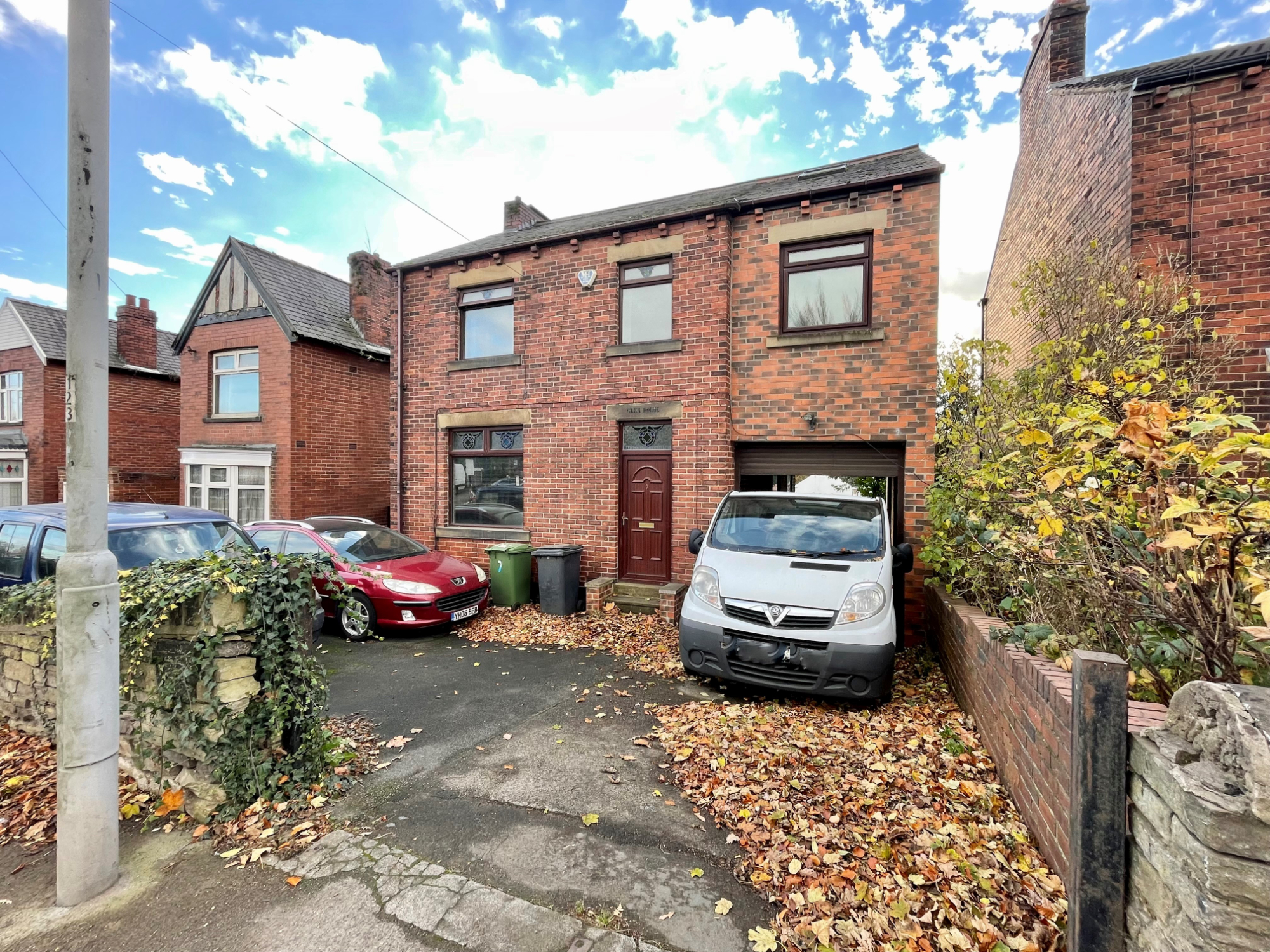 5 bedroom Detached House Huddersfield Road, WF14 Property Search