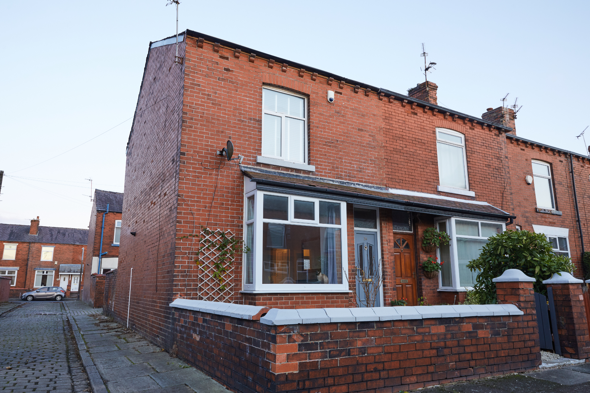2 bedroom Terraced House Cromer Avenue, BL2 Property Search Strike