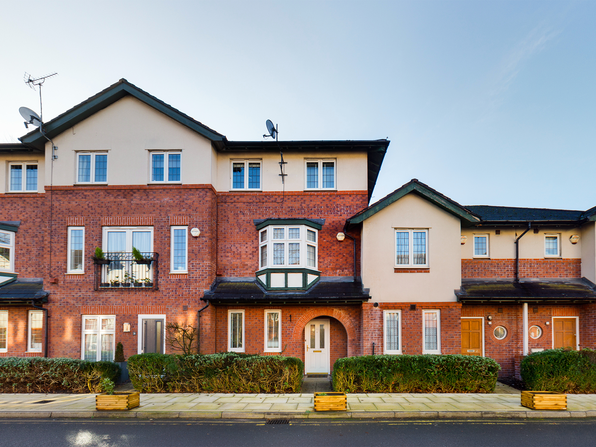 4 bedroom Townhouse Barlow Moor Road, M21 Property Search Strike