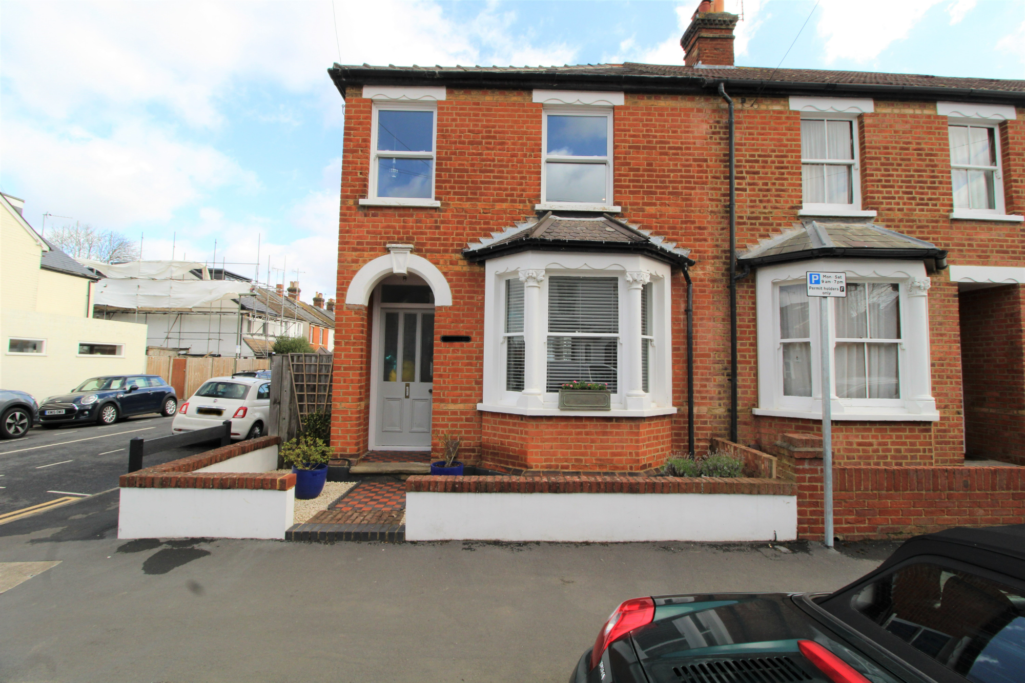 3 bedroom Semidetached House Dorchester Road, KT13 Property Search