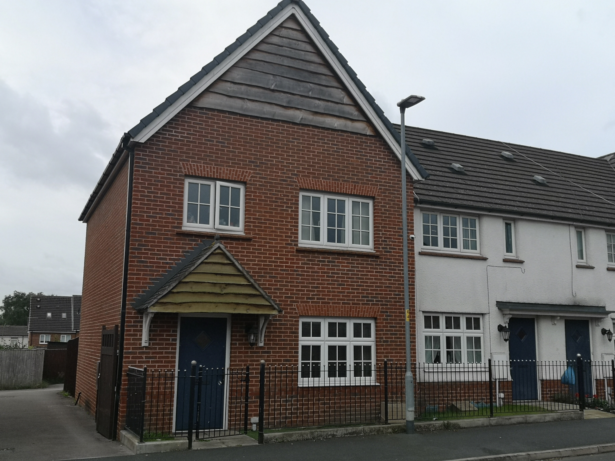 3 bedroom End of terrace House Egbert Street, M40 Property Search