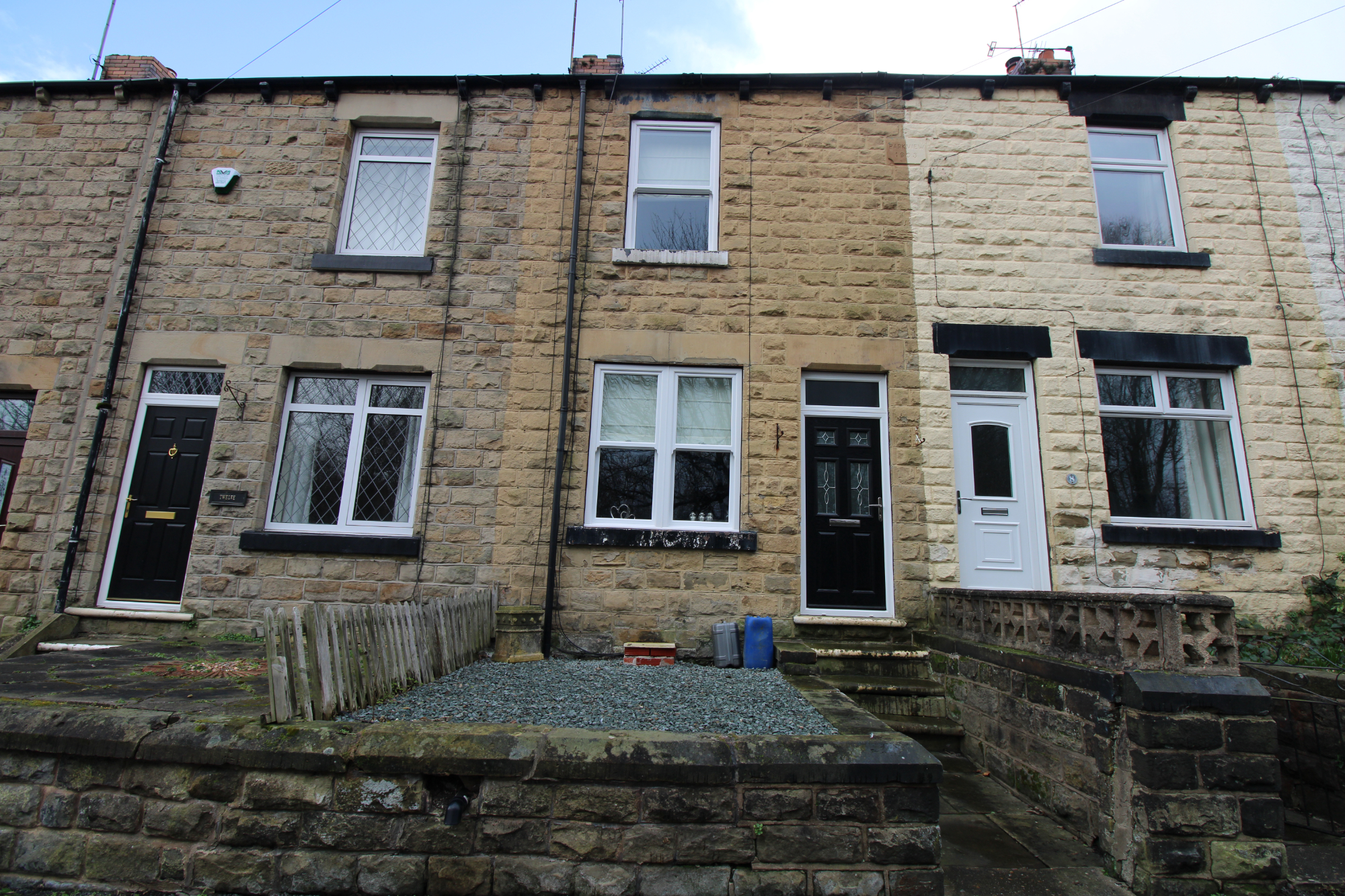 2 bedroom Terraced House Everill Gate Lane, S73 Property Search