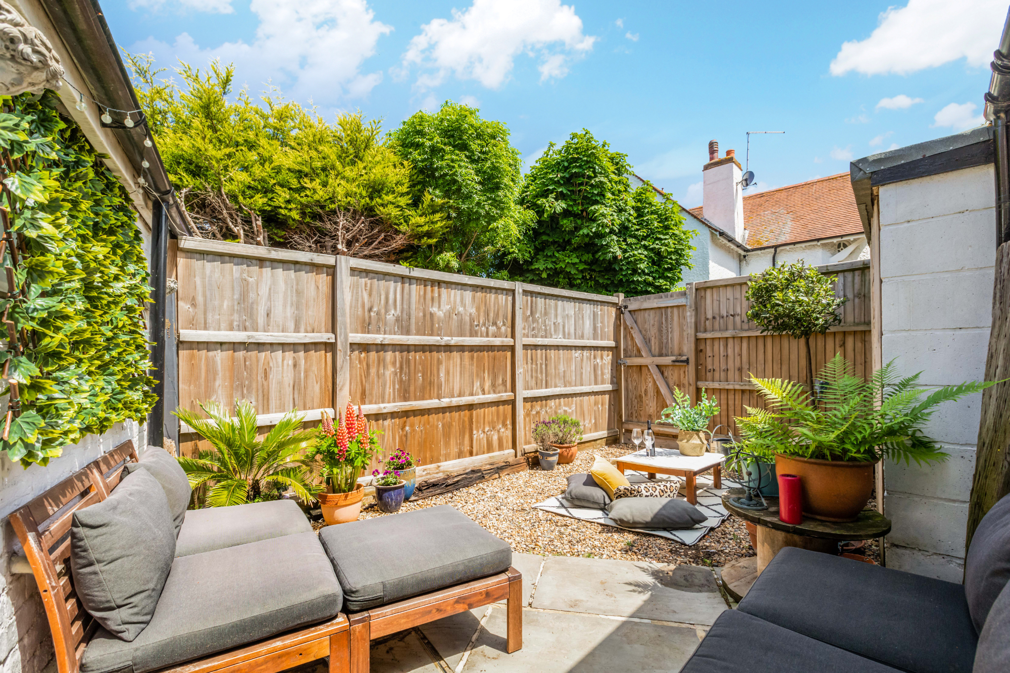 3 bedroom Flat Clarence Road, CT6 Property Search Strike