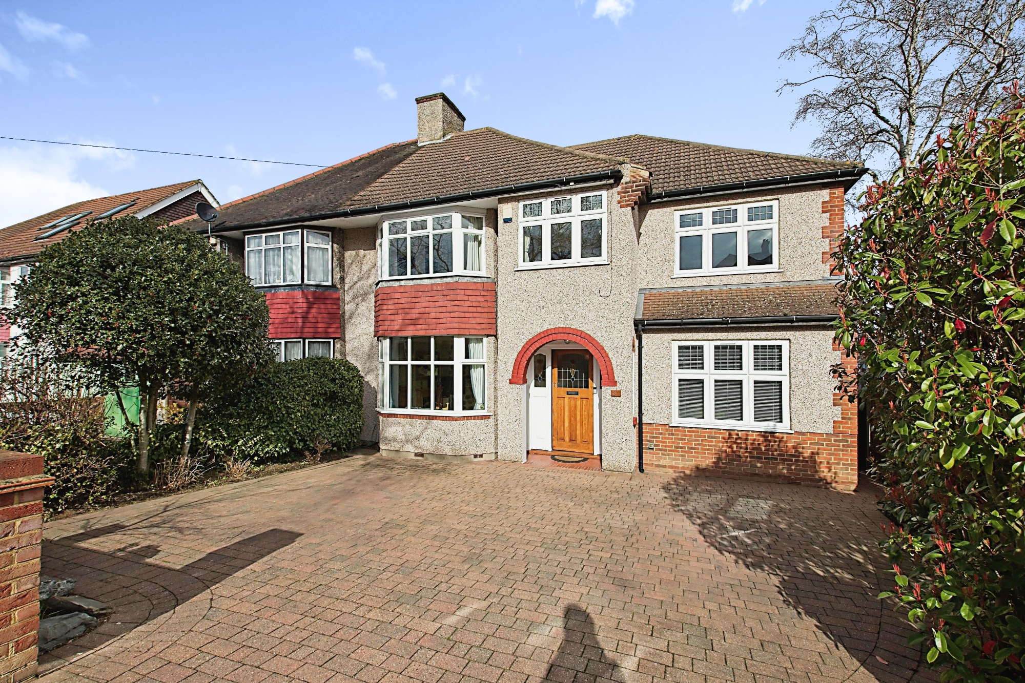 5 bedroom Semidetached House Huxley Road, DA16 Property Search