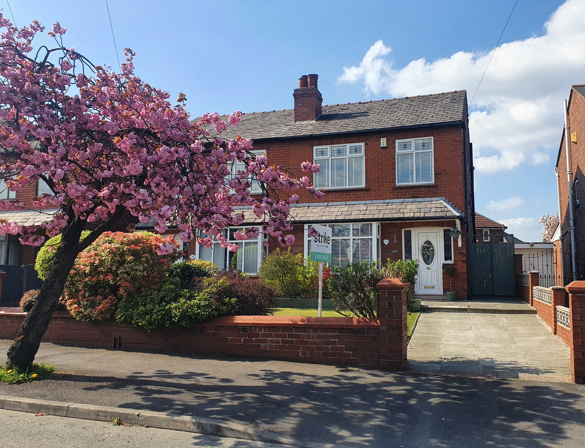 3 bedroom Semidetached House Poolstock Lane, WN3 Property Search