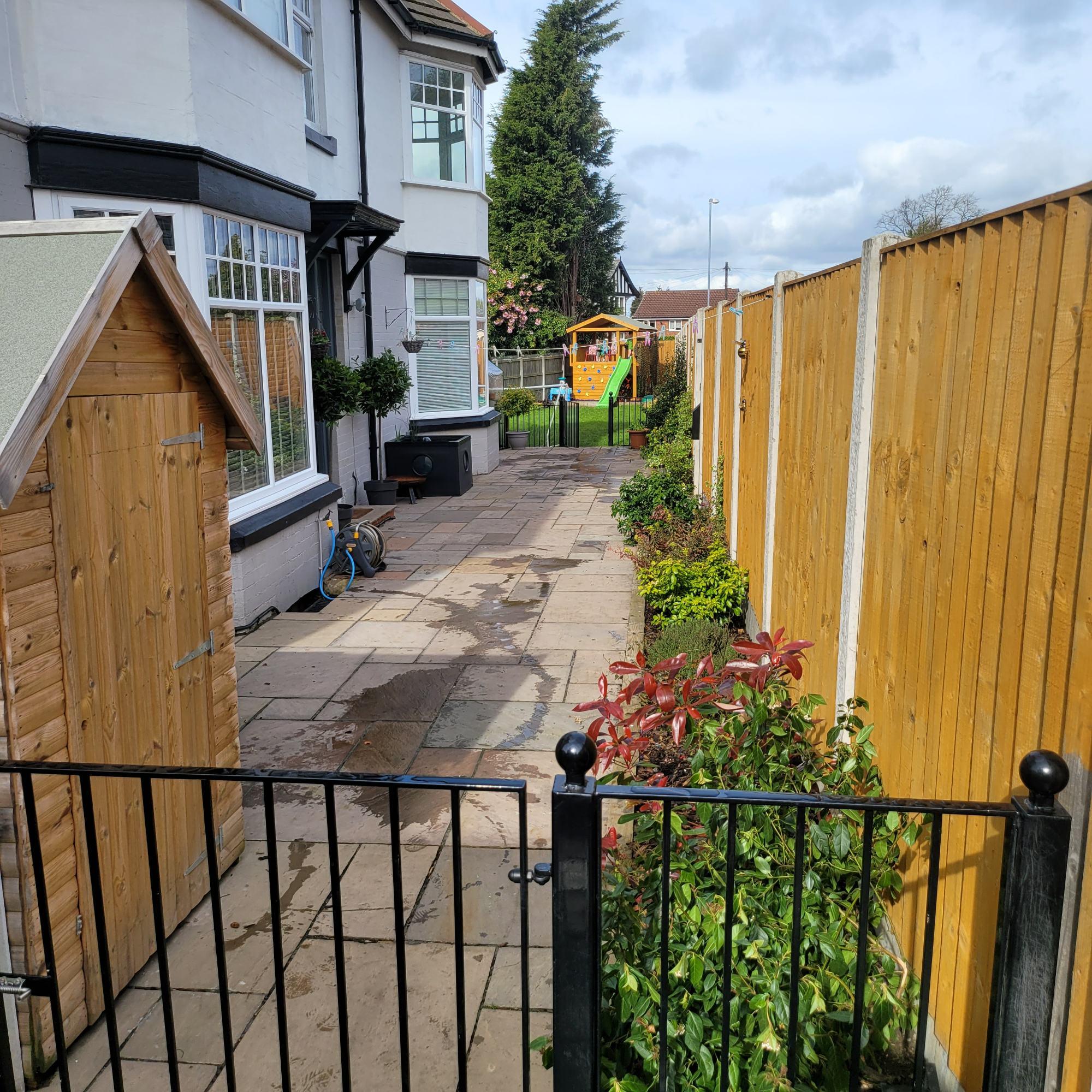 6 bedroom Semidetached House Ferrybridge Road, WF10 Property