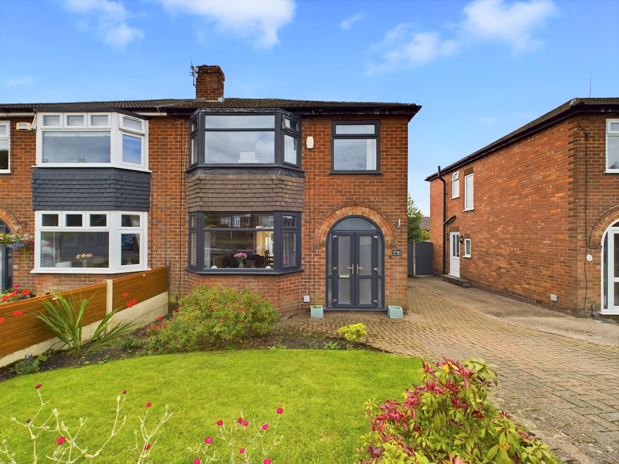 3 bedroom Semidetached House Crosslands Road, M28 Property Search