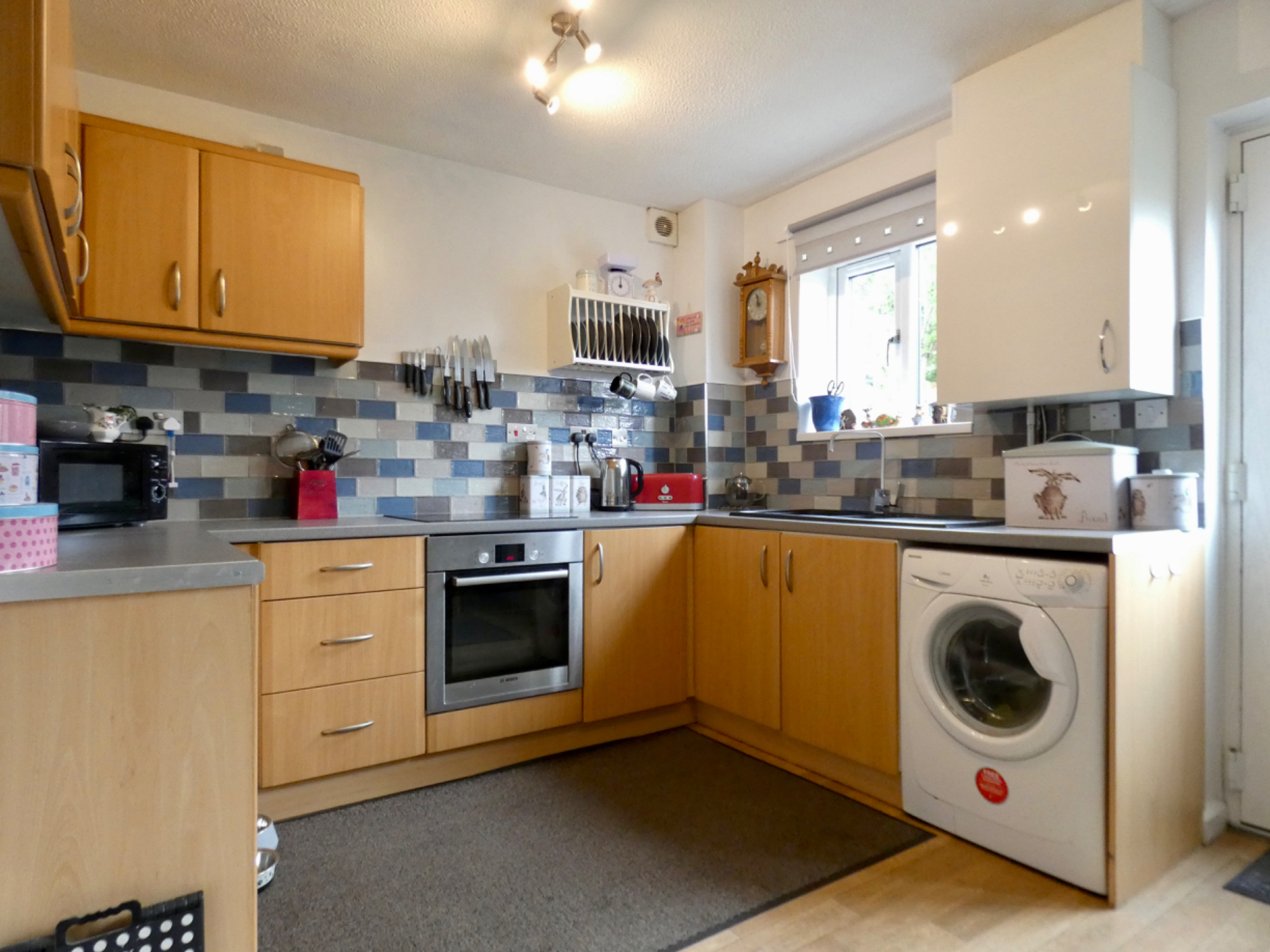 2 bedroom Semidetached House Badger Rise, S13 Property Search Strike