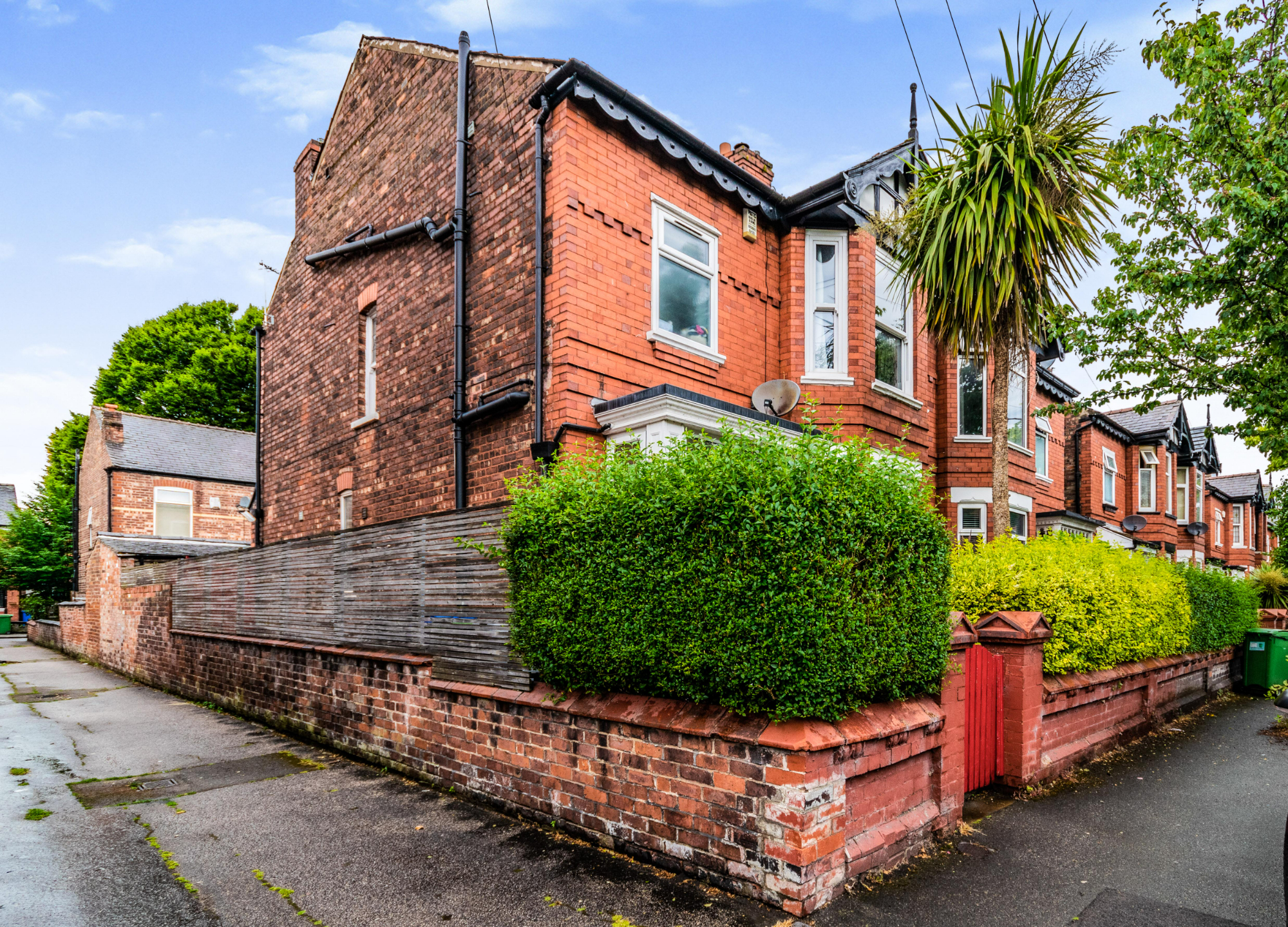 4 bedroom Semidetached House Morland Road, M16 Property Search Strike