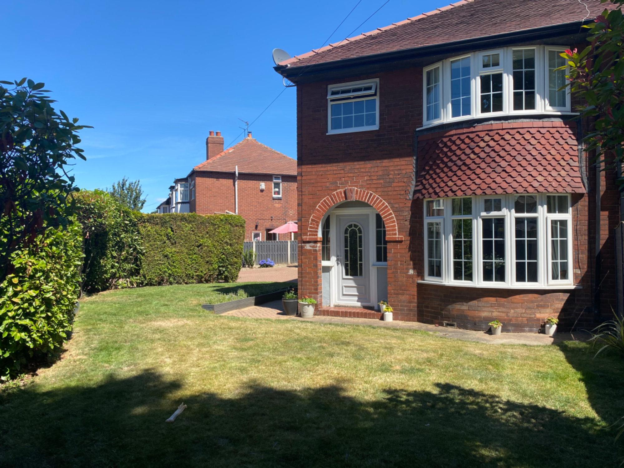 3 bedroom Semidetached House Lee Brigg, WF6 Property Search Strike