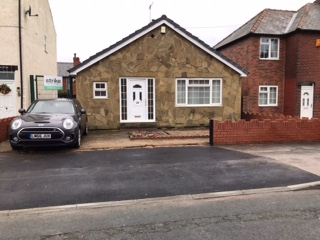 2 bedroom Detached Bungalow Wheatley Avenue, WF6 Property Search