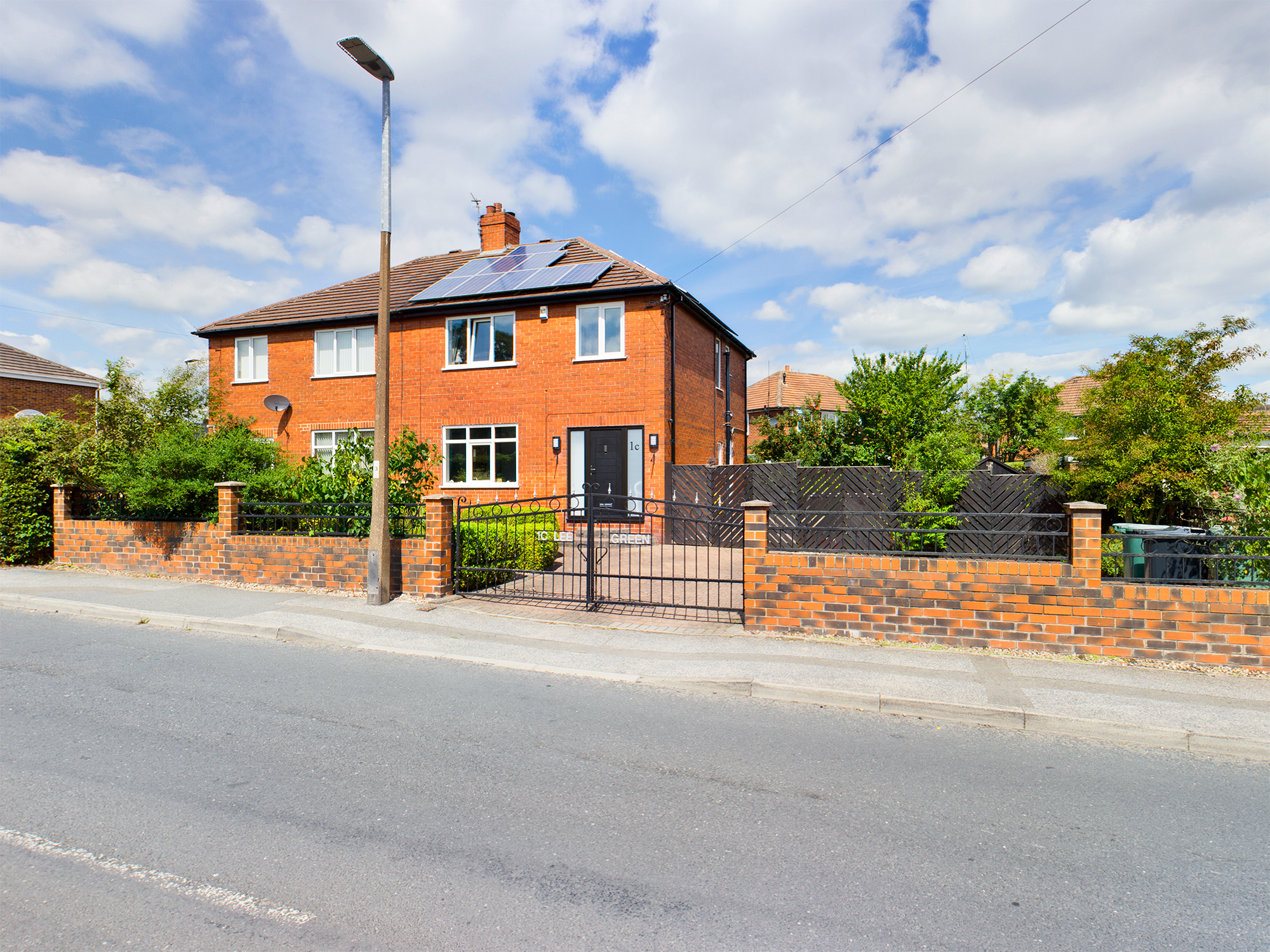 3 bedroom Semidetached House Lee Green, WF14 Property Search Strike