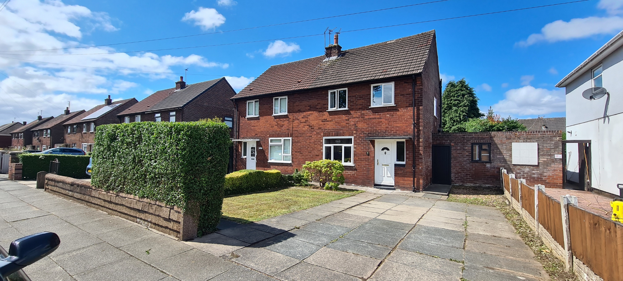 2 bedroom Semidetached House Meadow Drive, L36 Property Search