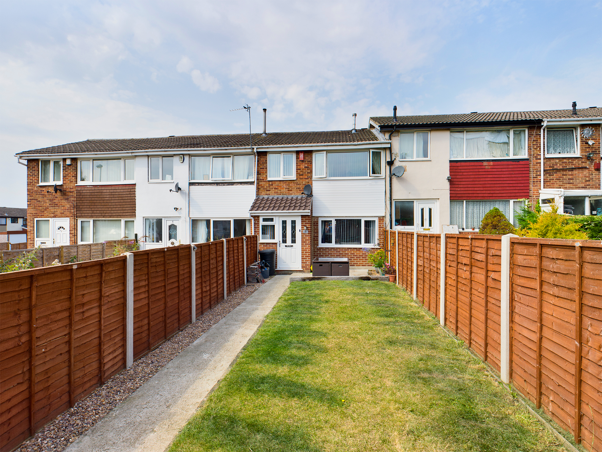 3 bedroom Terraced House Maltby Court, LS15 Property Search Strike