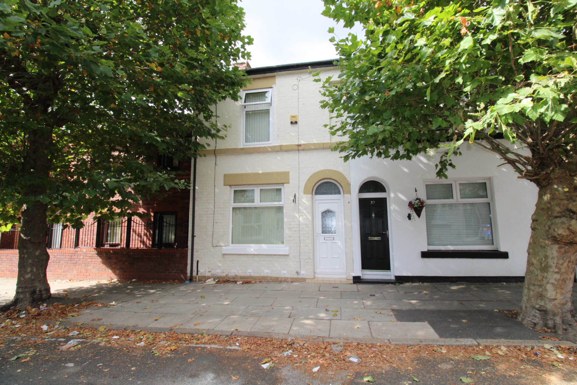 2 bedroom Terraced House Pickwick Street, L8 Property Search Strike