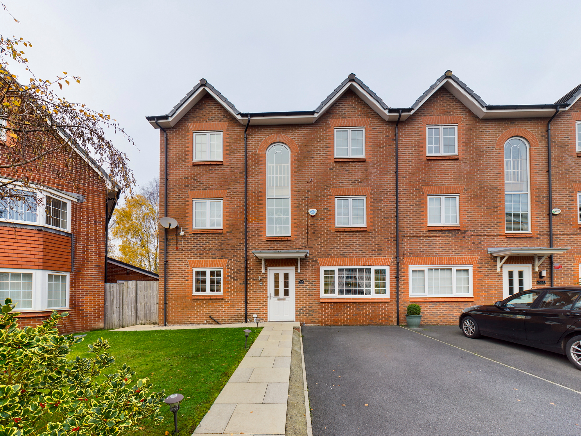 4 bedroom Semidetached House Boothdale Drive, M34 Property Search
