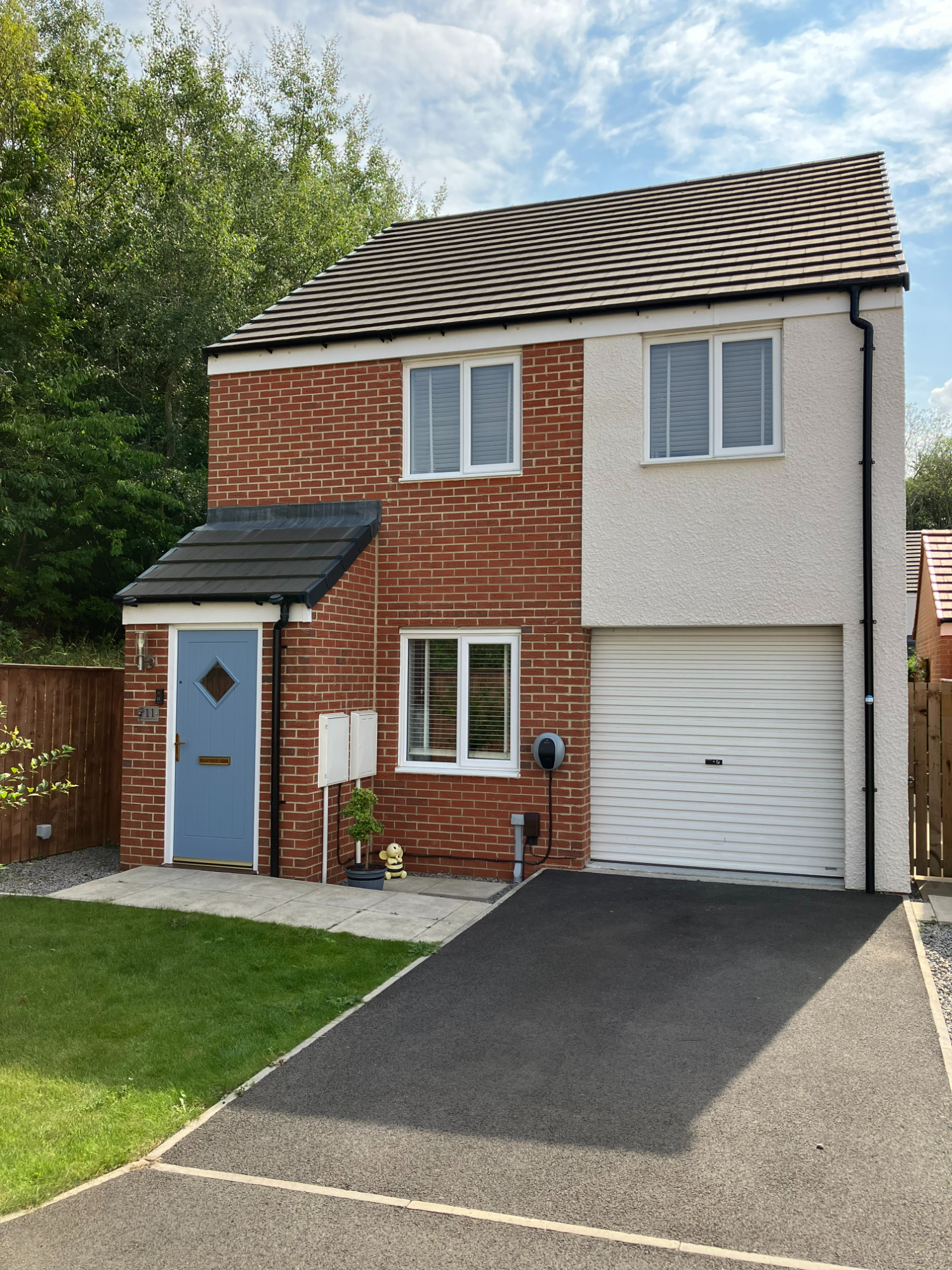 3 bedroom Detached House Harwood court, TS18 Property Search Strike