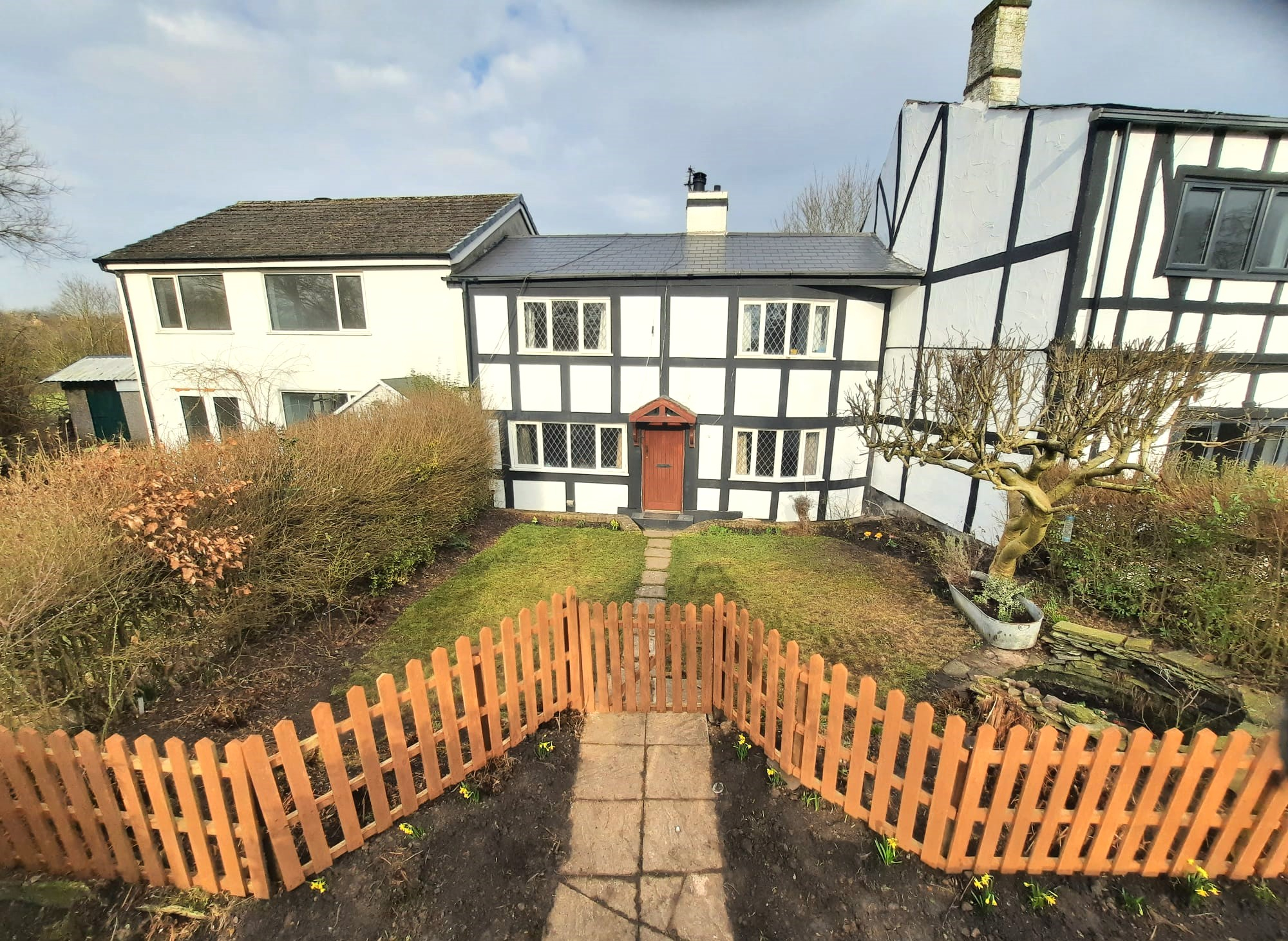 3 bedroom Terraced House Old Hall Mill Lane, M46 Property Search