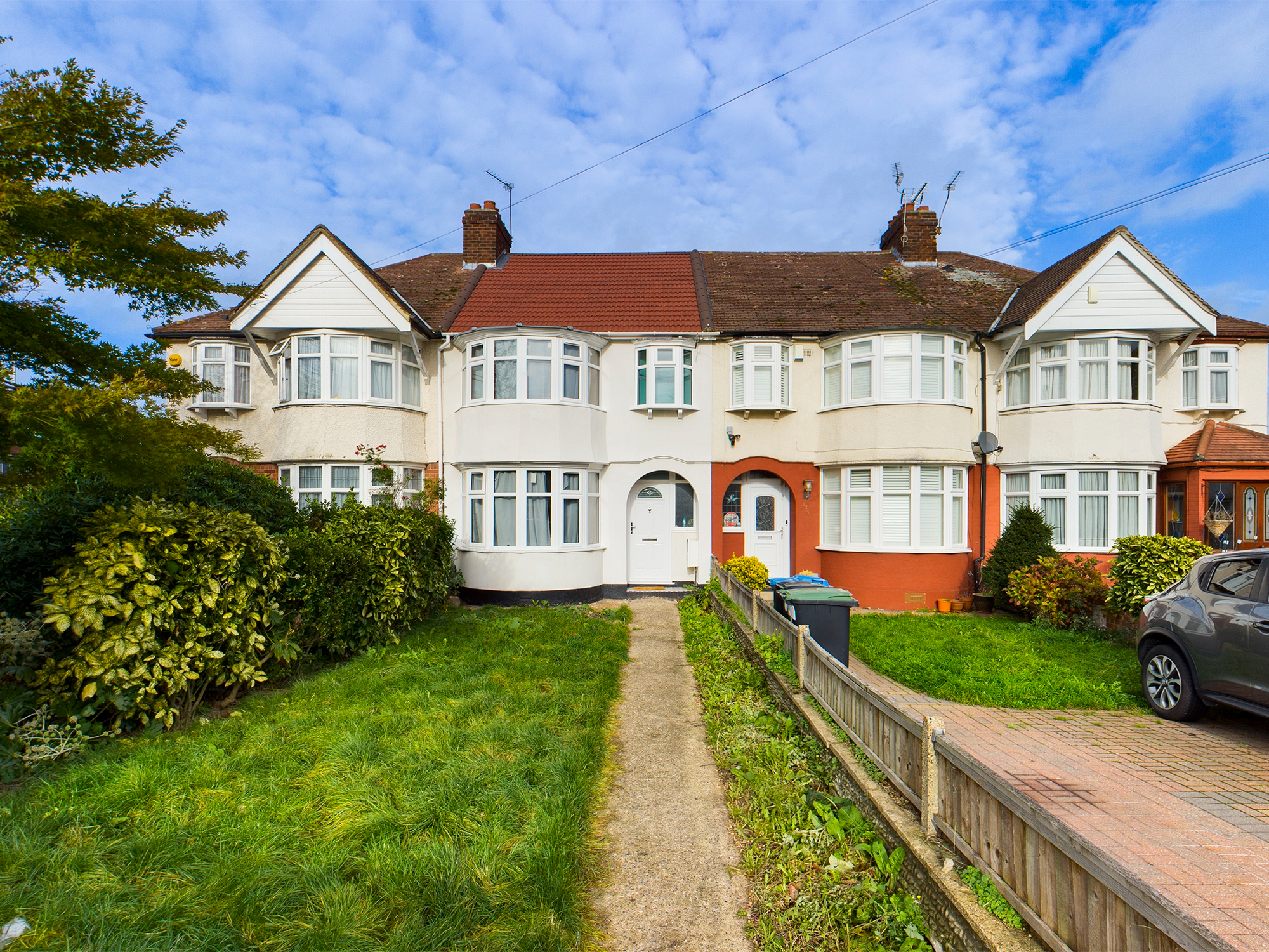 3 bedroom Terraced House Dimsdale Drive, EN1 Property Search Strike