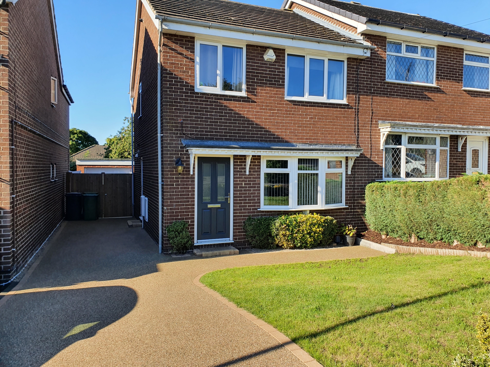 3 bedroom Semidetached House Park Lea, Bradley, HD2 Property