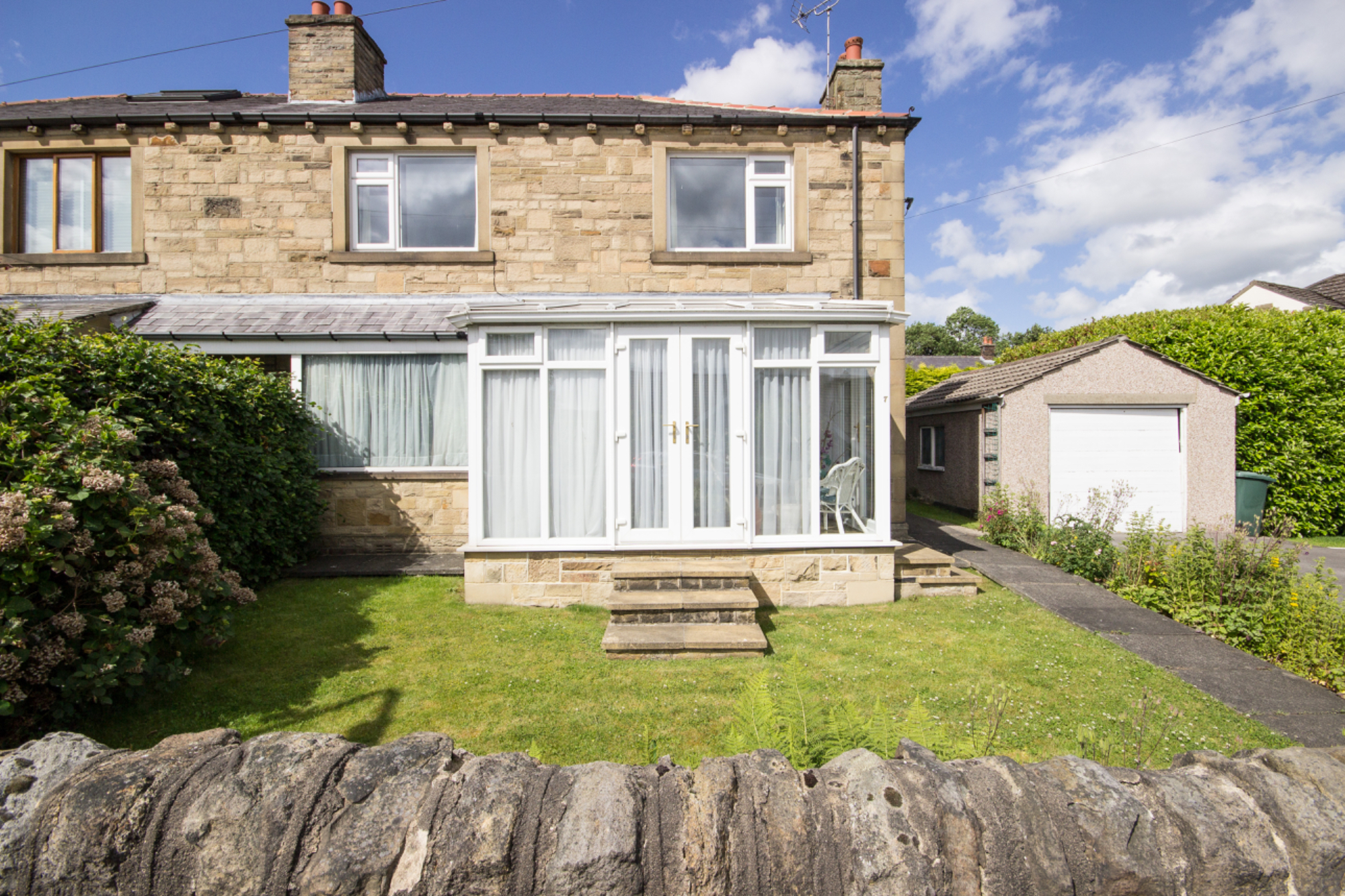 3 bedroom Semidetached House Dimples Lane, East Morton, BD20