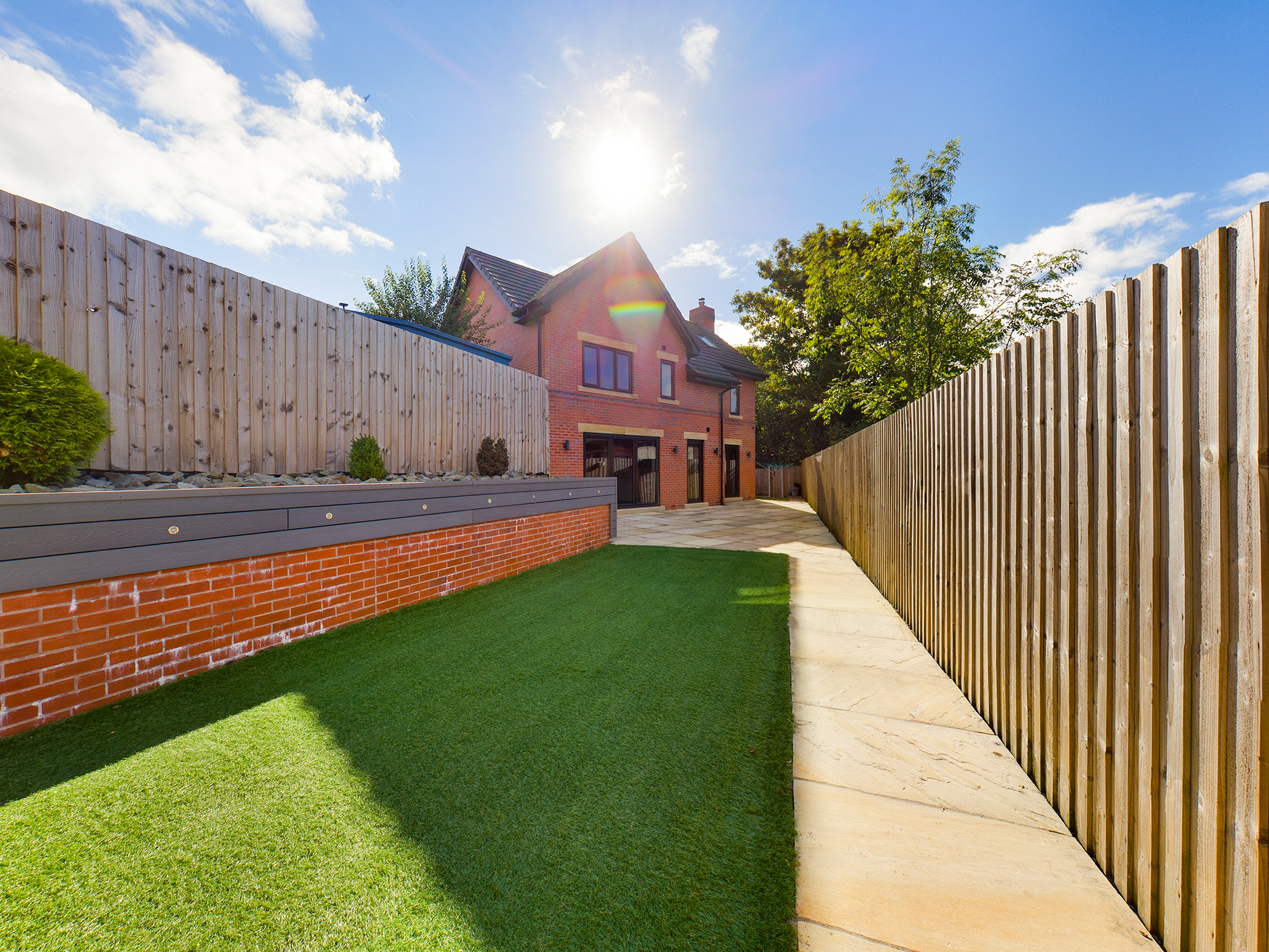 5 bedroom Detached House Grains Road, Shaw, OL2 Property Search