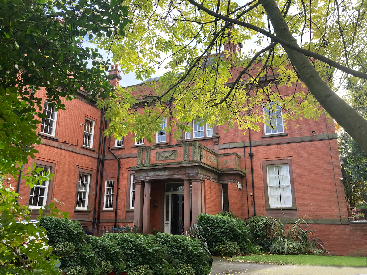 2 bedroom Flat Ullet Road, L17 Property Search Strike