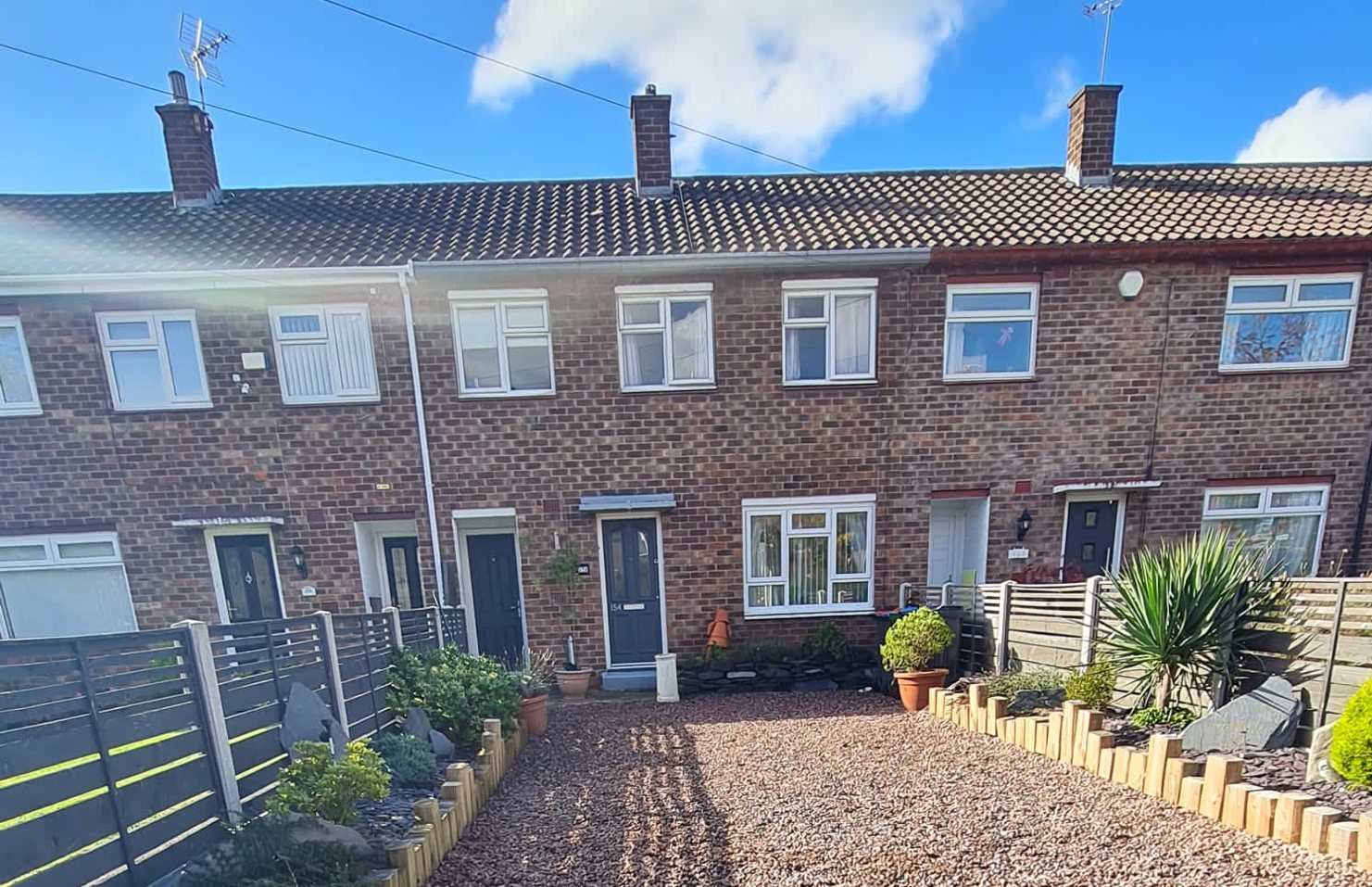3 bedroom Terraced House Overpool Road, CH66 Property Search Strike